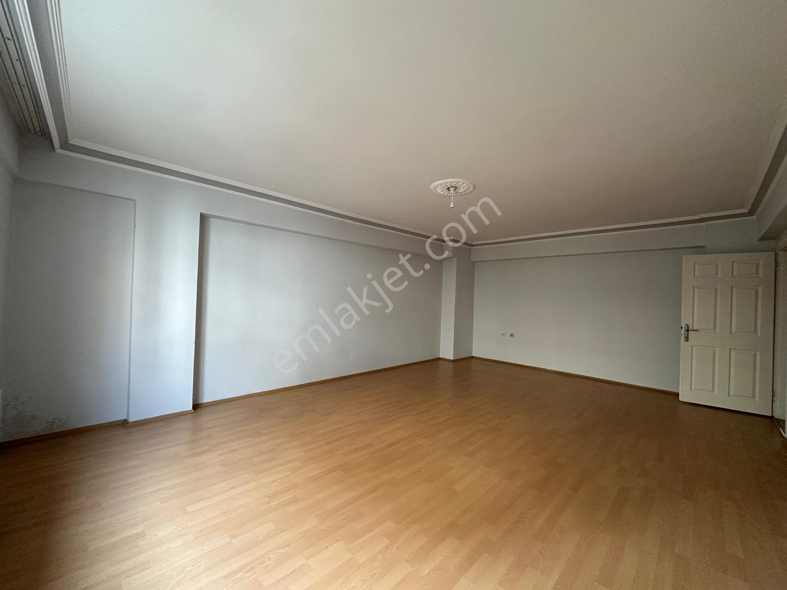 Canik Belediye Evleri 150 M2 Geniş Ferah Arakat 3+1 Daire - Görsel 11