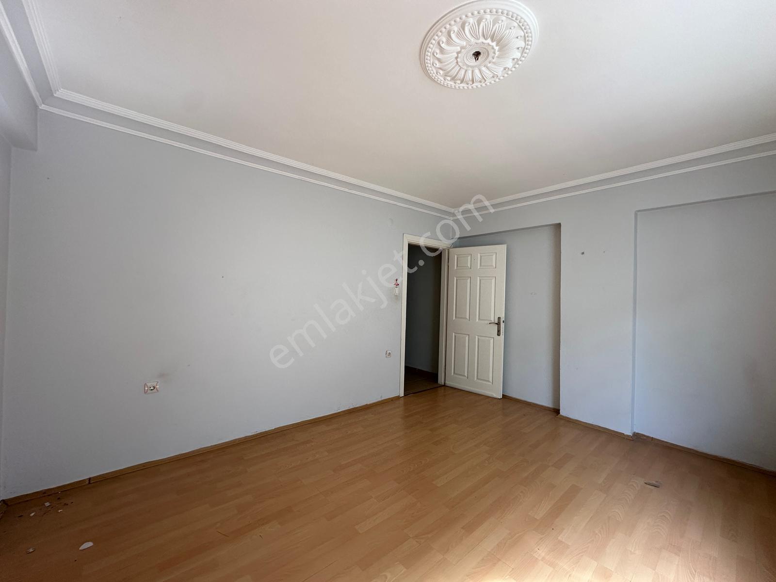 Canik Belediye Evleri 150 M2 Geniş Ferah Arakat 3+1 Daire - Görsel 23