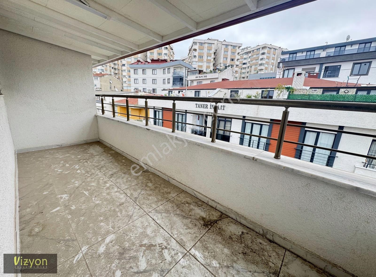Çekmeköy Mehmet Akif Mahallesinde Satılık 3+2 Dubleks Daire - Görsel 2
