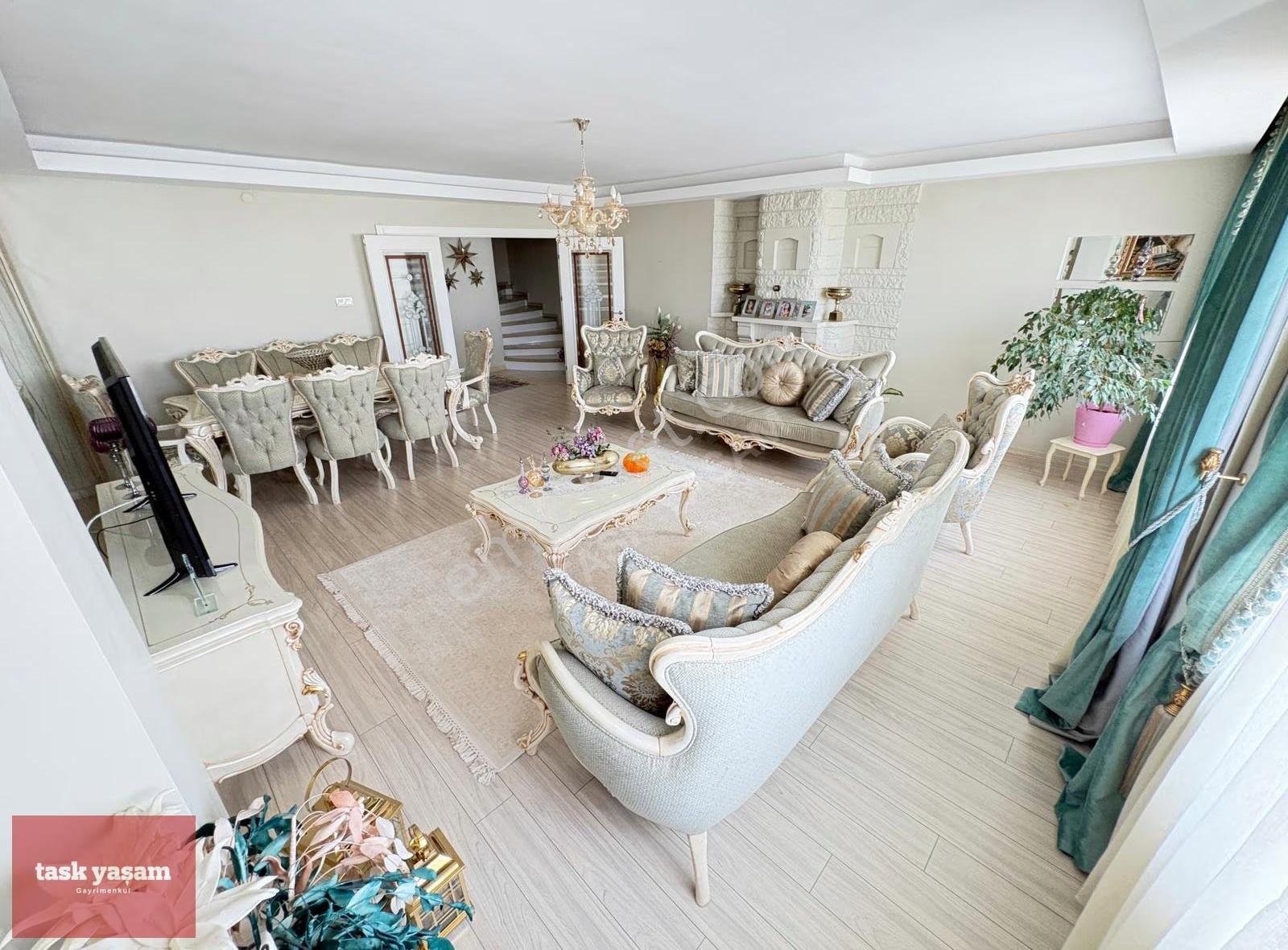 Gebze Mer. Konum Ultra Lüx 280m² 4+2 Çift Teraslı Dubleks Daire - Görsel 10
