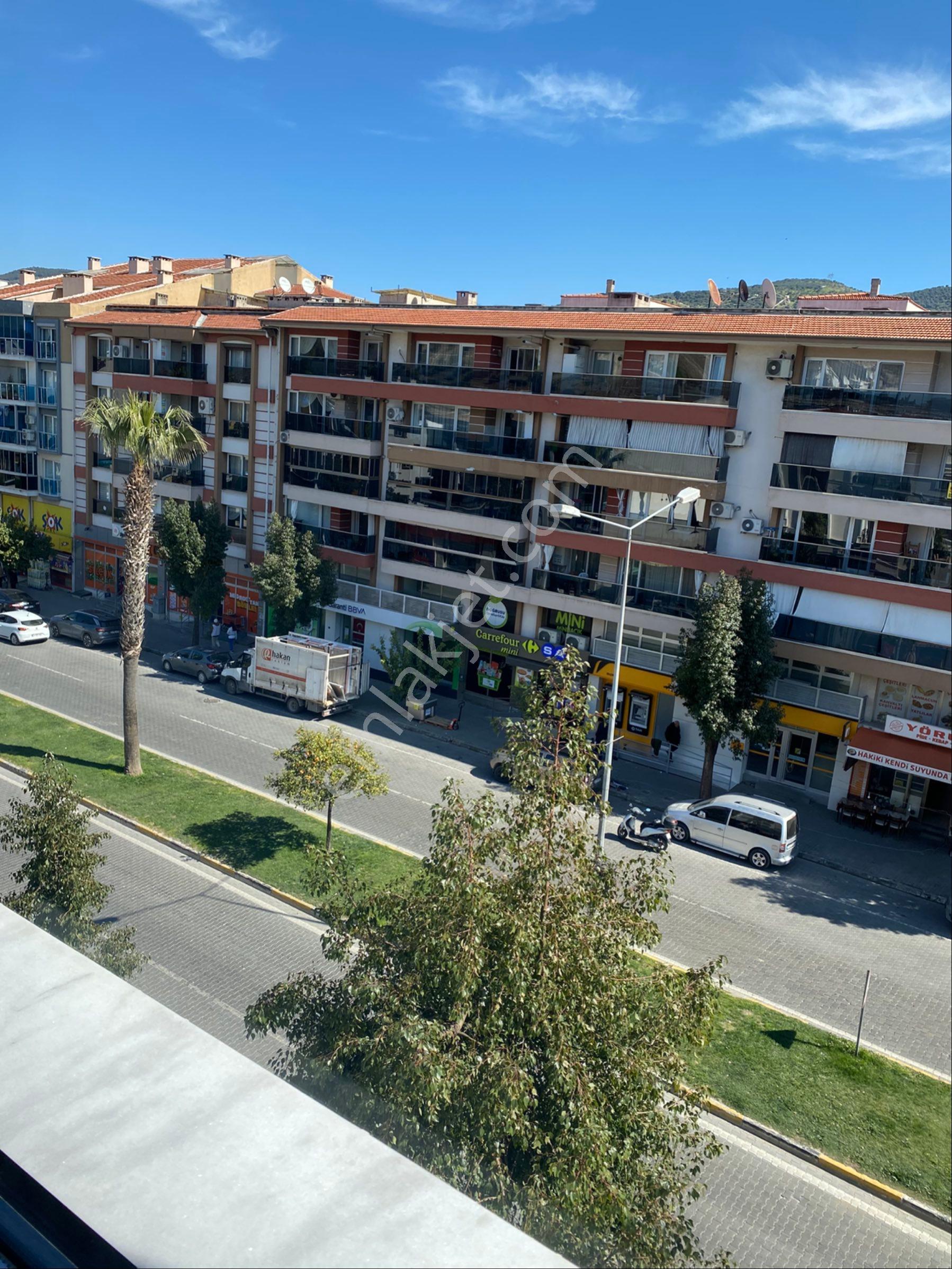 İzmir Selçuk’ta Kale Manzaralı Kaçırılmayacak Fırsat Daire - Görsel 21