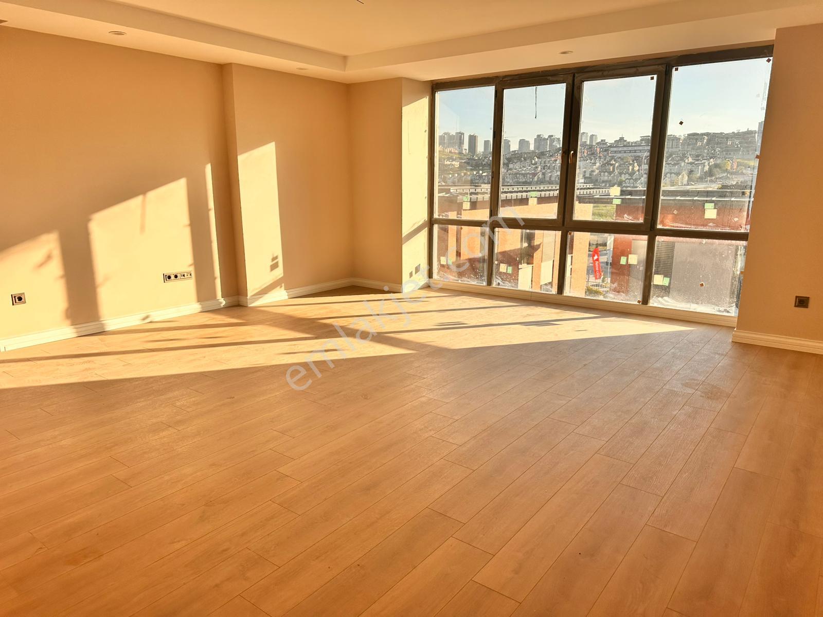 Liv Bahçeşehir'de Kiralık Sıfır Villa - Görsel 10