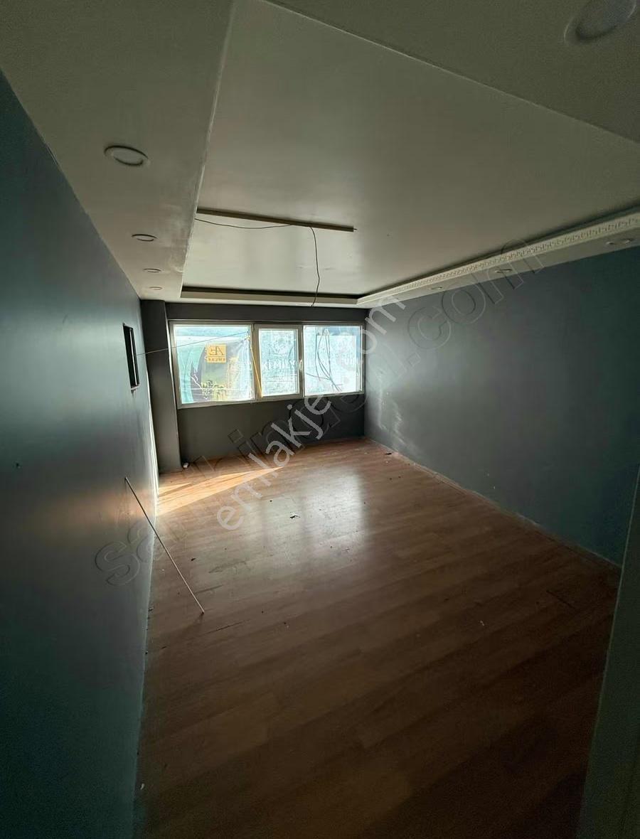 Bağlar Caddesi Üzerinde Kiralık 300m² Dükkan - Görsel 12