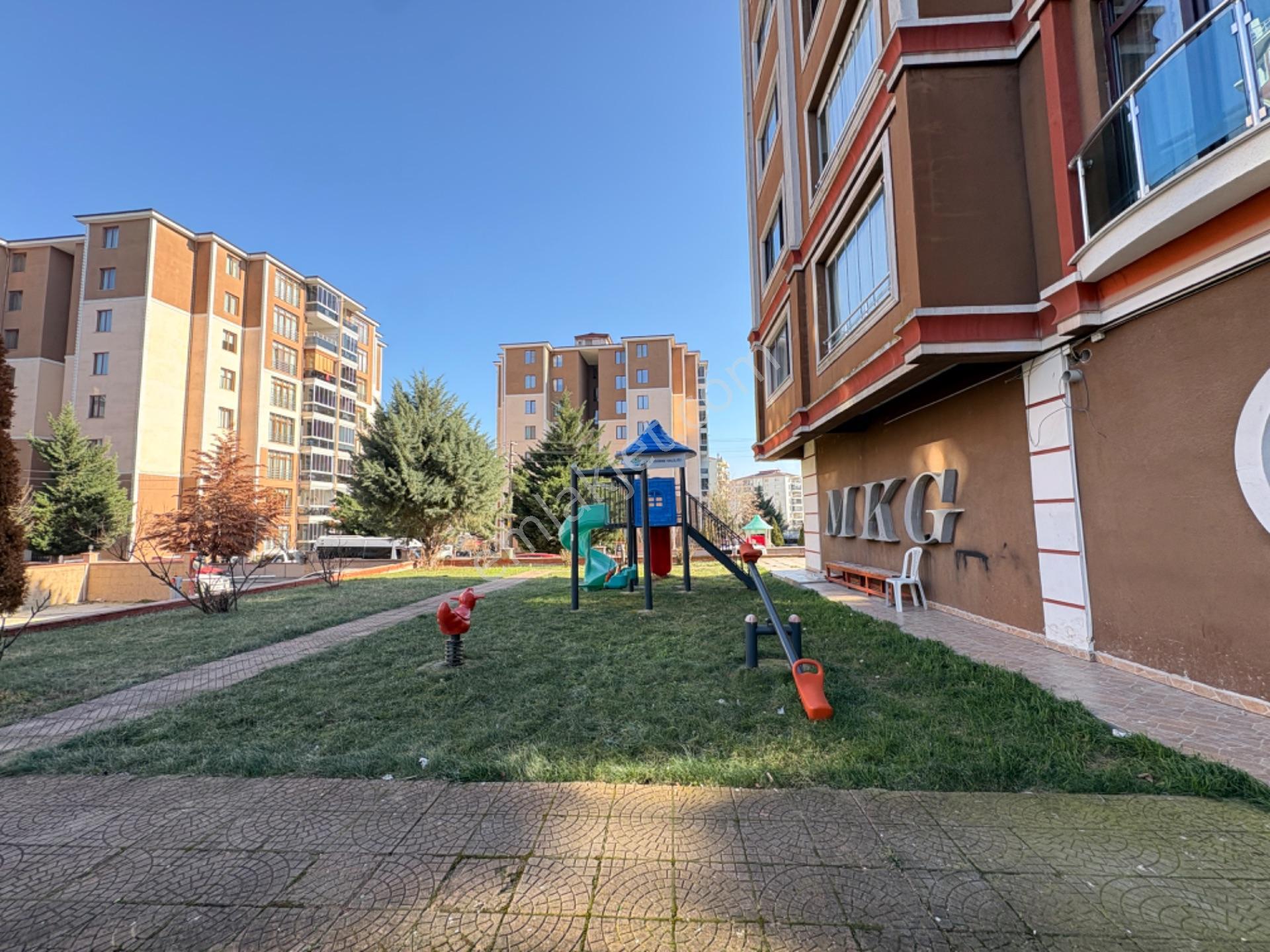 Marmara'dan Gölet Mevki 2+1 Kiralık Residans Daire - Görsel 23
