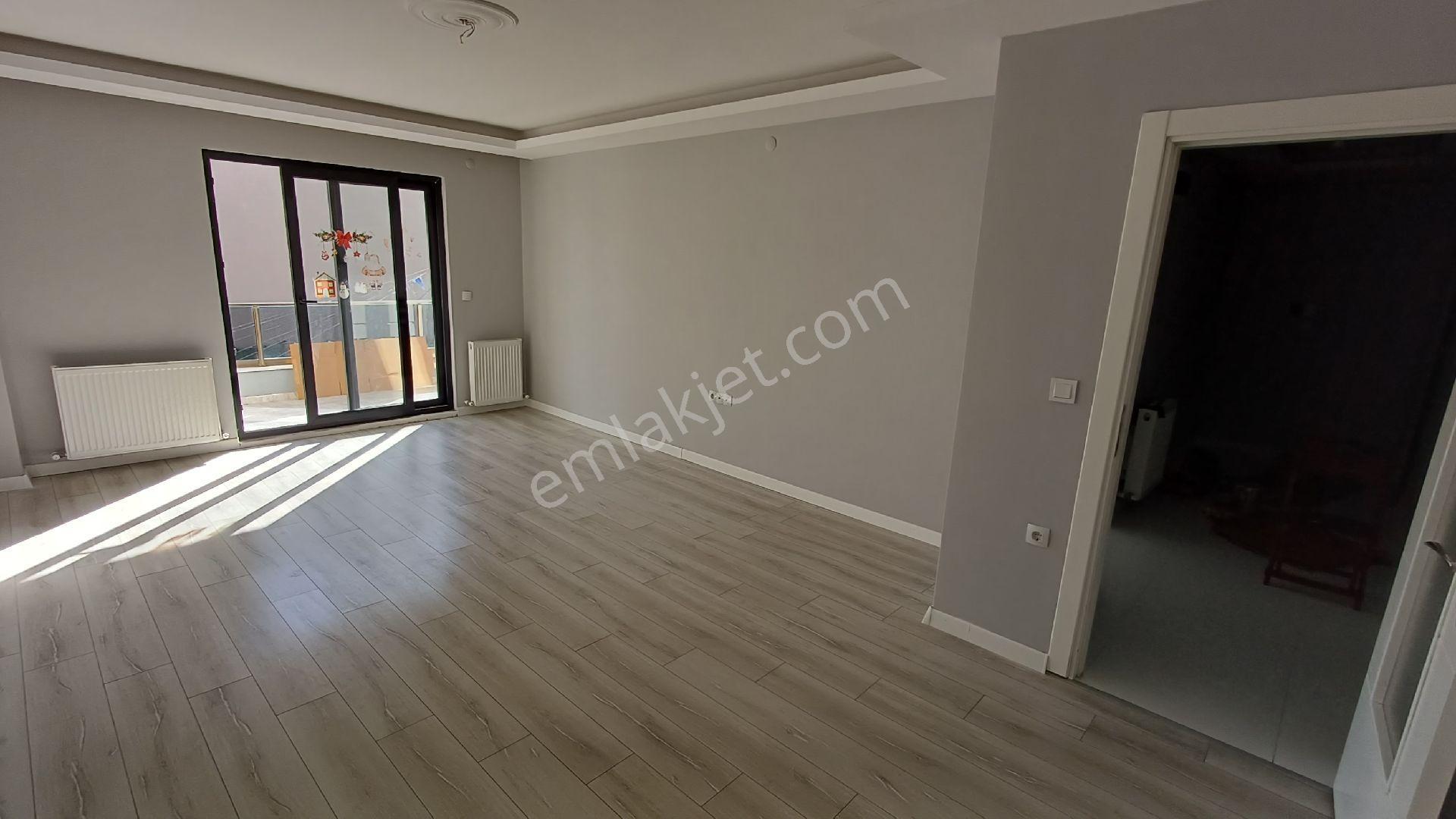 Sahibinden Dumlupınarda Satılık Çok Güzel Konumda 100m2 2+1 - Görsel 10