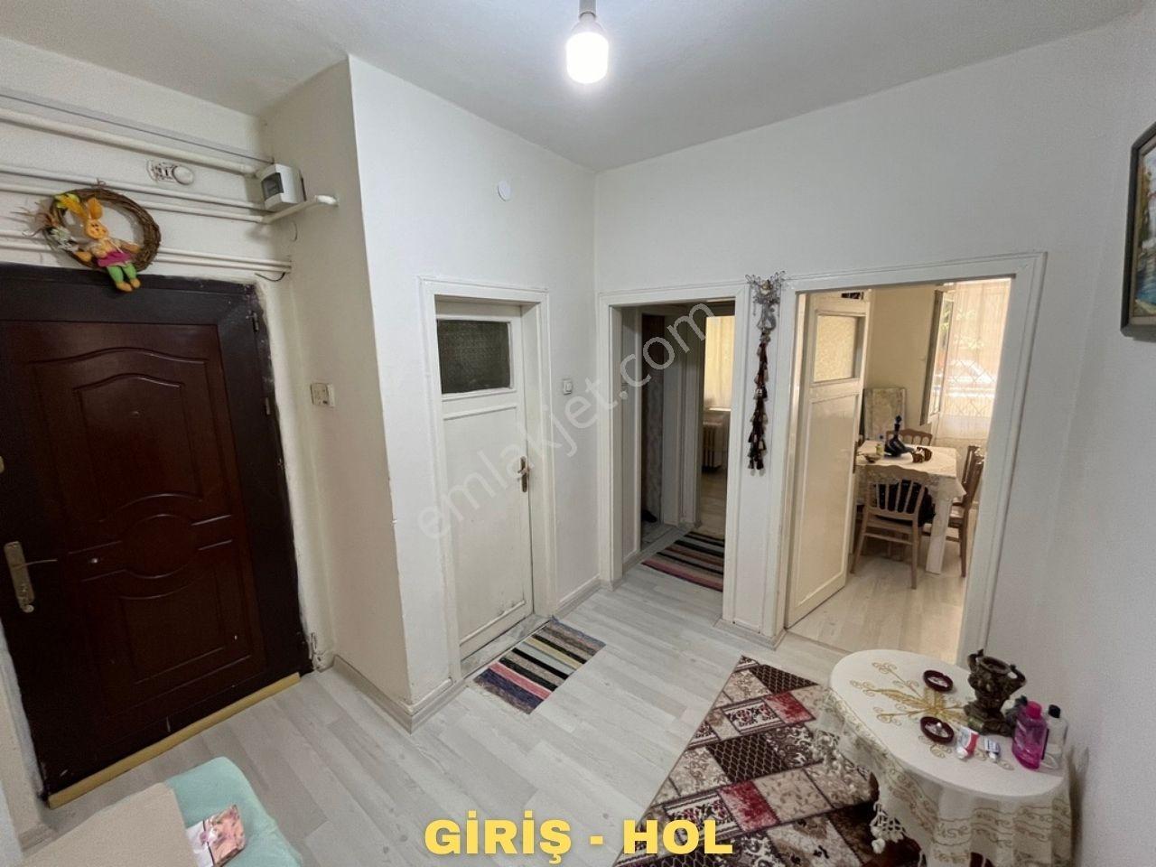 Giriş Kat, 3+1, Tadilatı Yapılmış Yatırım Fırsatı, Merkezi Konum - Görsel 3