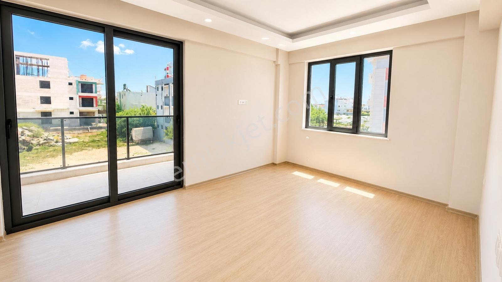 Kadriyede Havuzlu Sitede Satılık 2+1 Sıfır Ara Kat Daire - Görsel 7