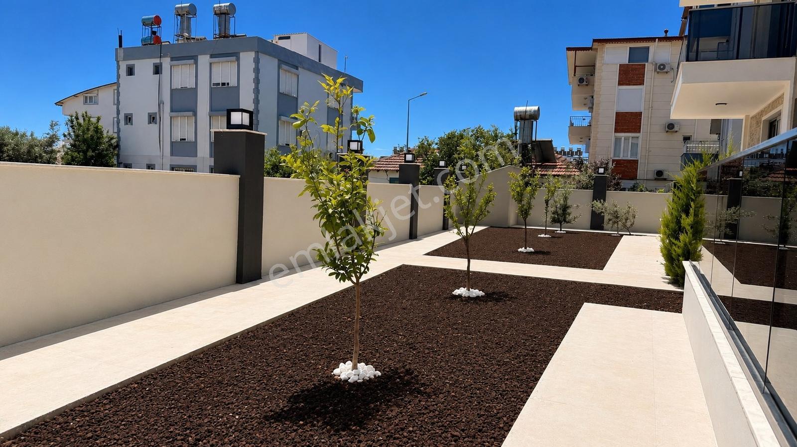 Kadriyede Havuzlu Sitede Satılık 2+1 Sıfır Ara Kat Daire - Görsel 21