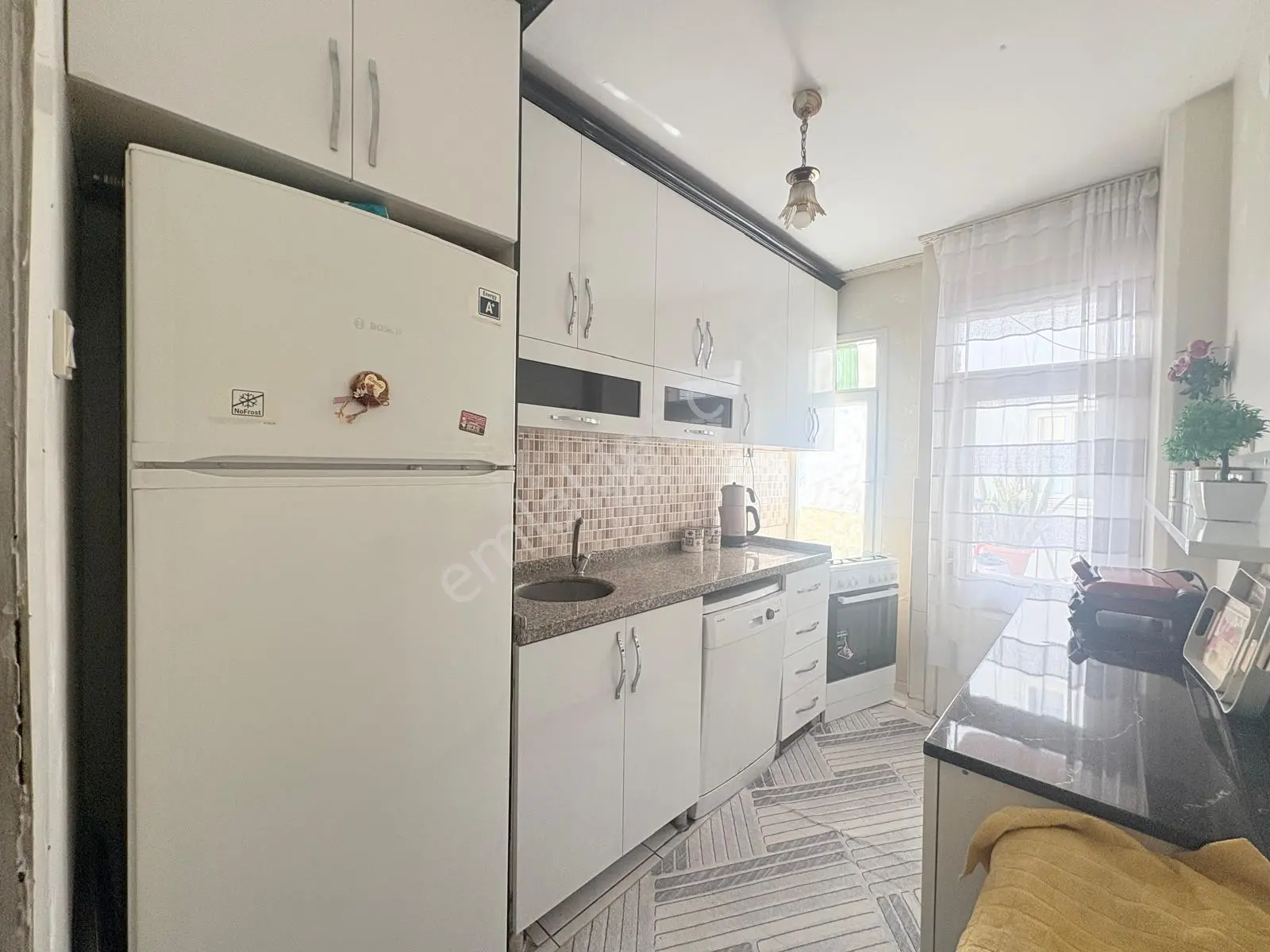 Prestij'den Cumhuriyet'te Sosyete Civarı 3+1 Daire - Görsel 4