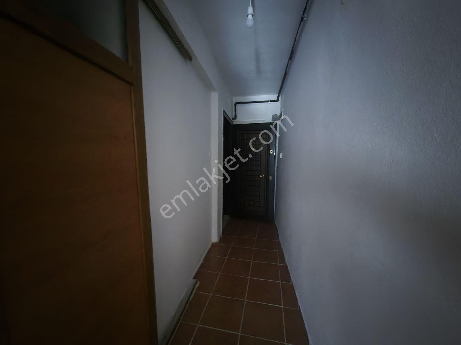 Yeşilyurt Yıldız Caddesi Civarı 3+1 Arakat Doğalgazlı Daire - Görsel 5