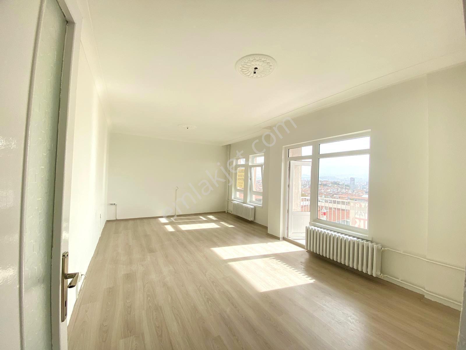 Keçiören İncirli Mh.site İçerisinde 4.katta Yapılı Bağımsız Asansörlü Full Şehir Manzaralı 3+1 Daire - Görsel 4