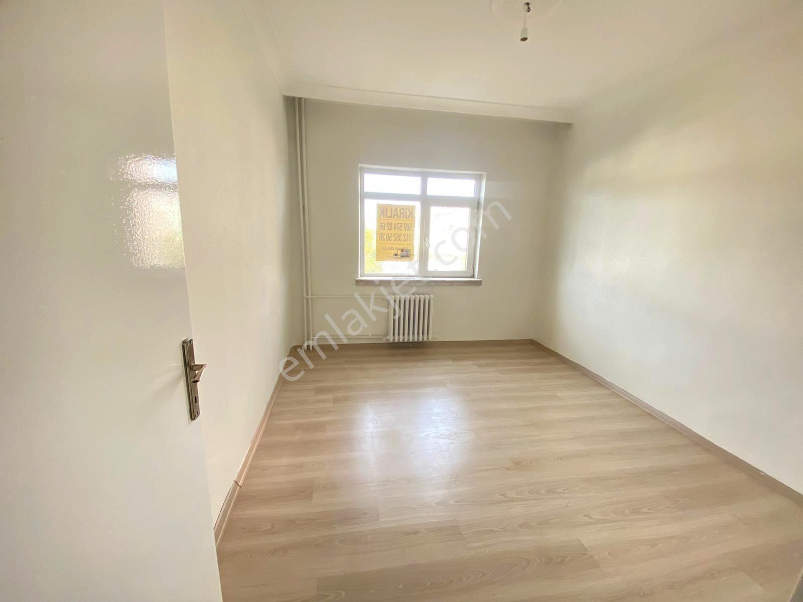 Keçiören İncirli Mh.site İçerisinde 4.katta Yapılı Bağımsız Asansörlü Full Şehir Manzaralı 3+1 Daire - Görsel 12