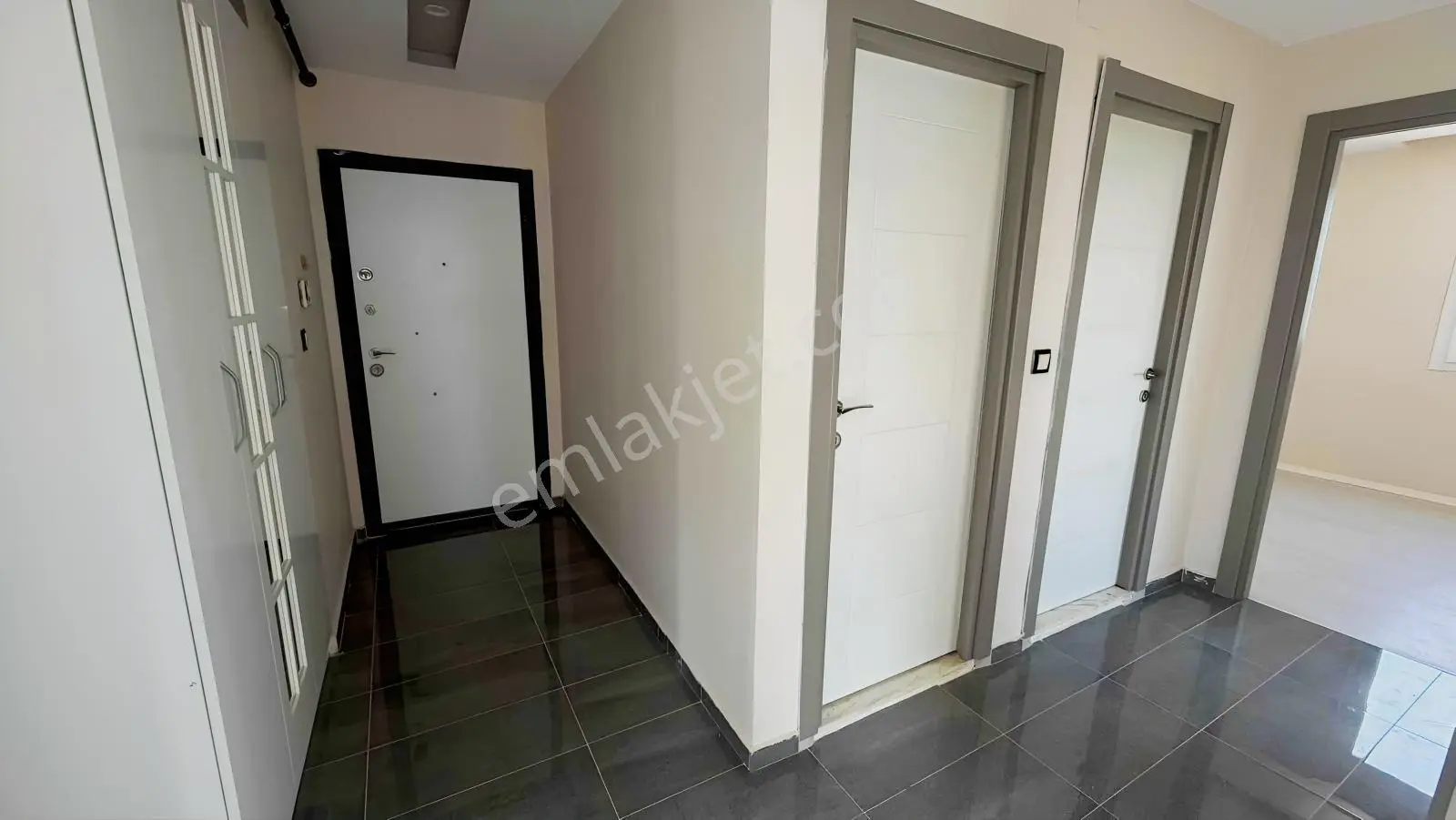 Atc'dan Elifsu Uludağda 2+1 Kiralık Daire - Görsel 3