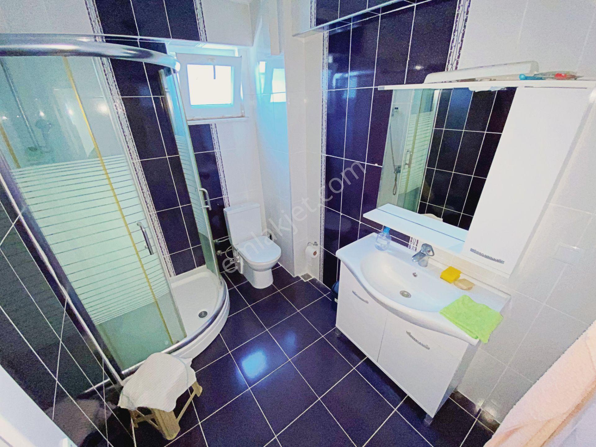 Güre’de Gültaş Emlaktan Satılık Deniz Manzaralı, Geniş Bahçeli 6+1 Villa - Görsel 18