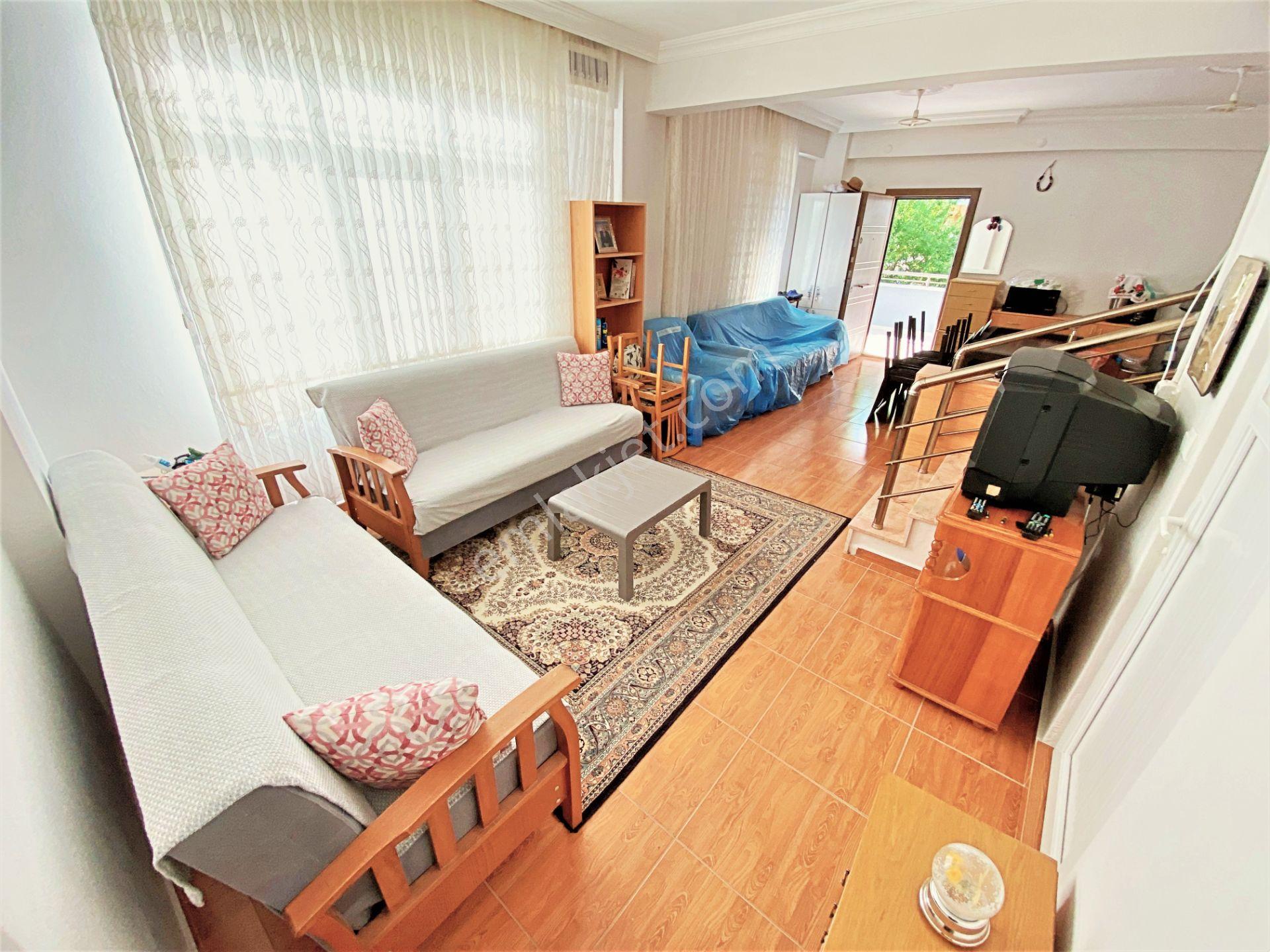 Güre’de Gültaş Emlaktan Satılık Deniz Manzaralı, Geniş Bahçeli 6+1 Villa - Görsel 9