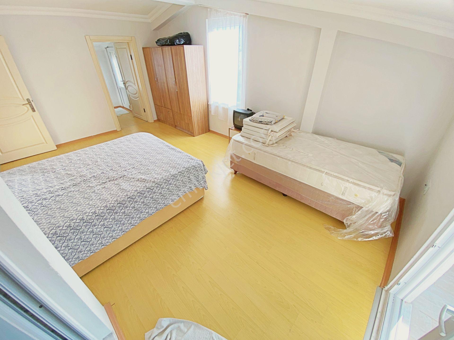 Güre’de Gültaş Emlaktan Satılık Deniz Manzaralı, Geniş Bahçeli 6+1 Villa - Görsel 14