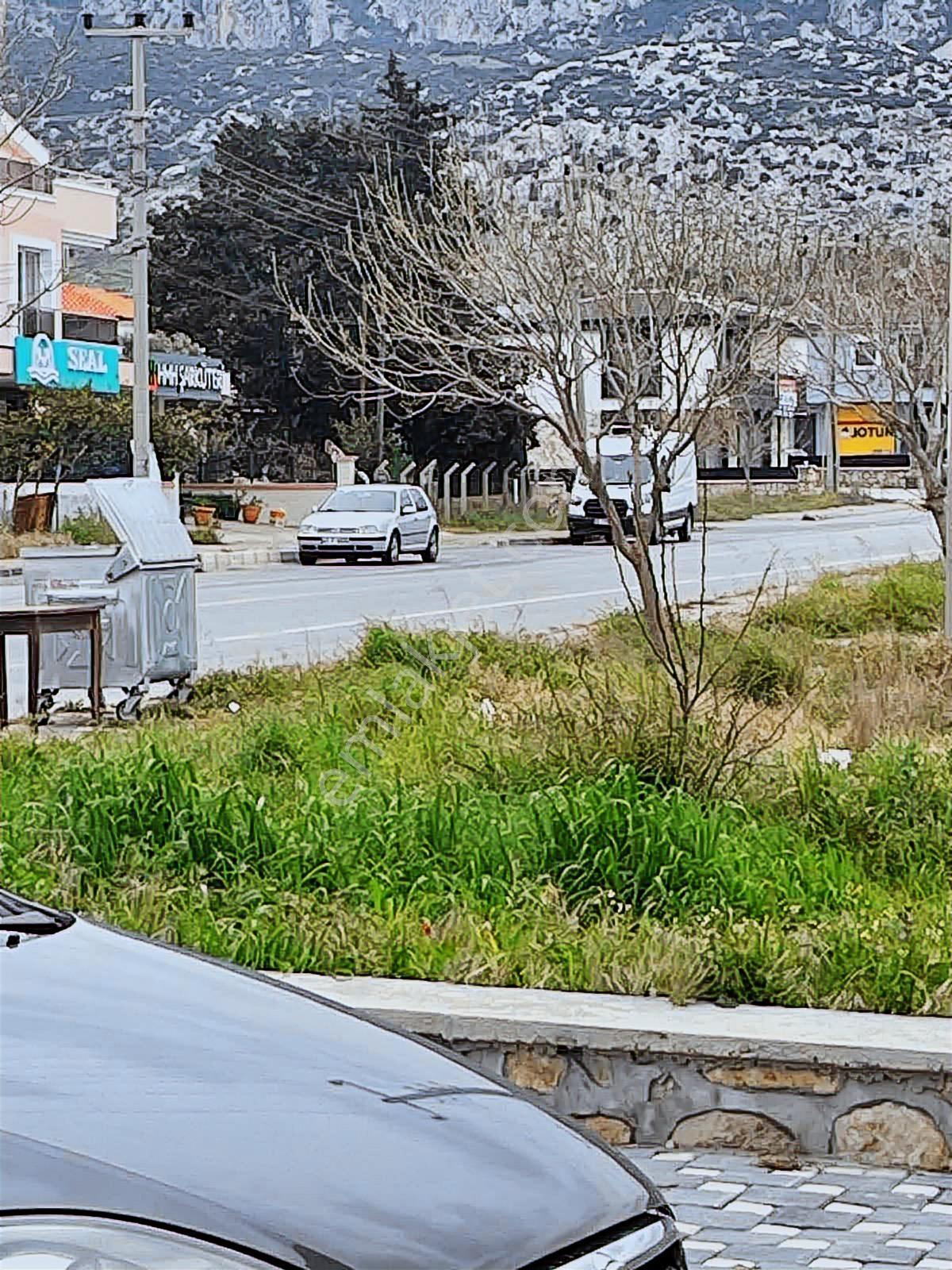 Mordoğan Emlaktan Caddeye Sıfır 75 M2 Kiralık Dükkan - Görsel 4