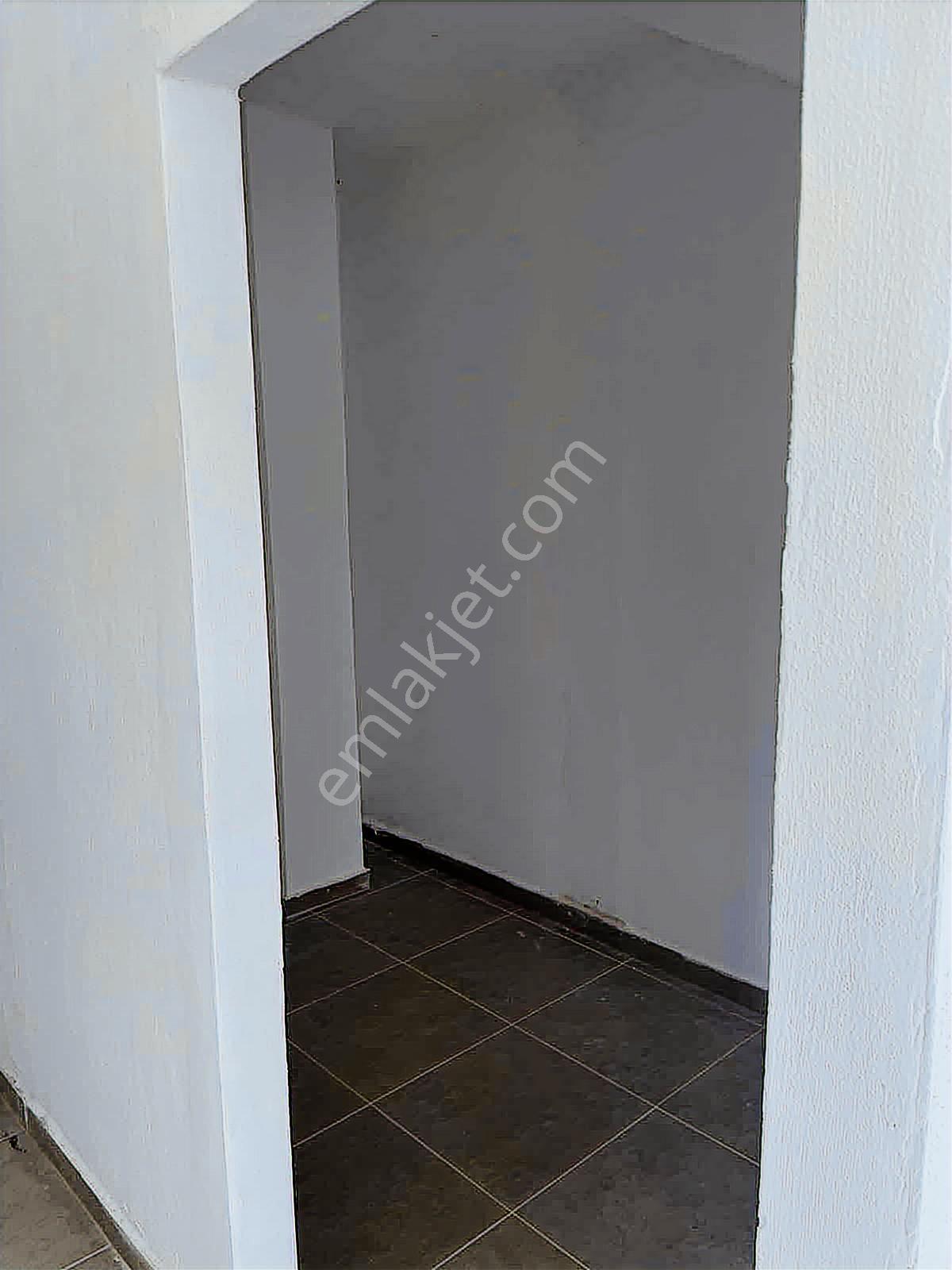 Mordoğan Emlaktan Caddeye Sıfır 75 M2 Kiralık Dükkan - Görsel 7
