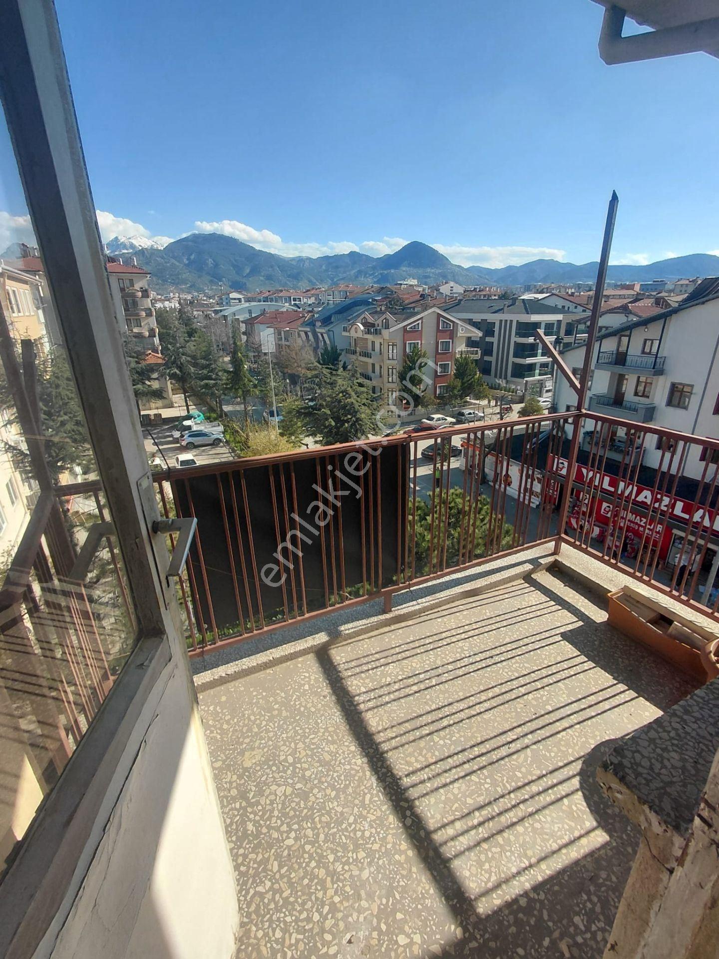 Isparta Merkez Anadolu Mahallesinde Kiralık Daire - Görsel 5