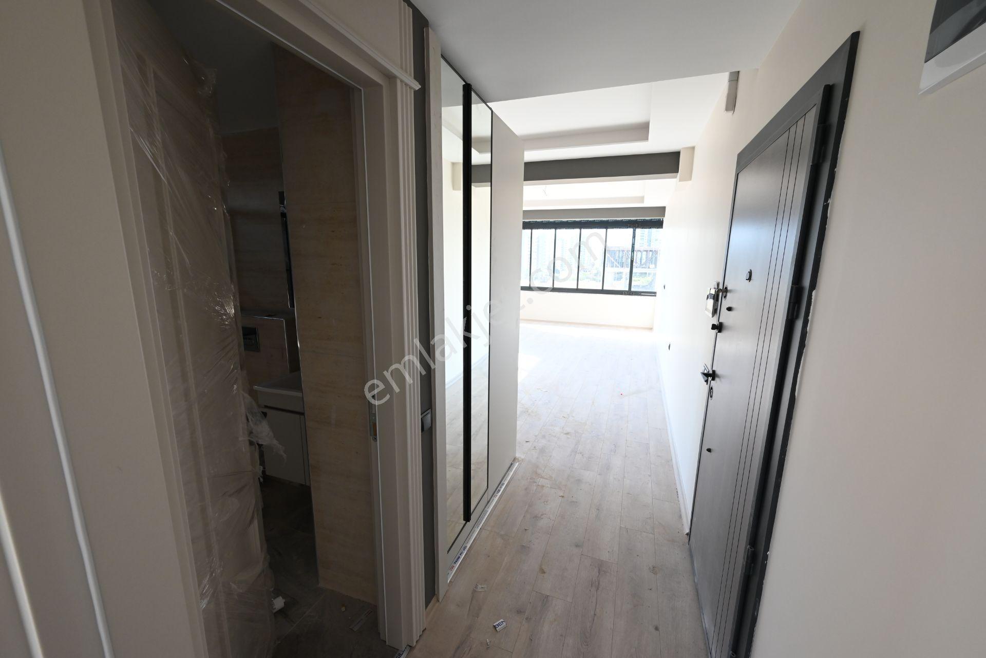 Üstünkent'ten Eski Mezitli'de Sıfır Yapıda Kiralık 1+1 Daire - Görsel 17