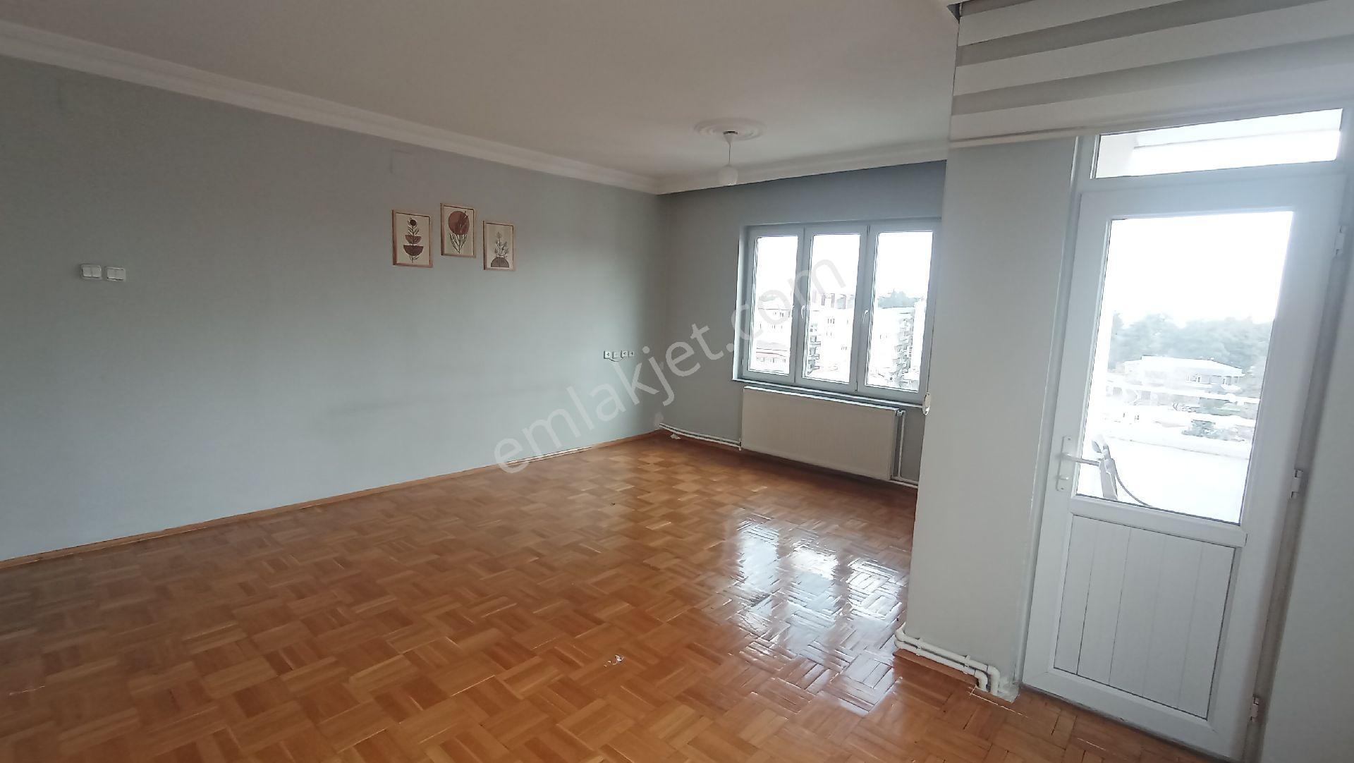 Kolejtepe Mahlesinde 3+1 Bakımlı Temiz Geniş 3+1 Isı Yalıtımlı - Görsel 8