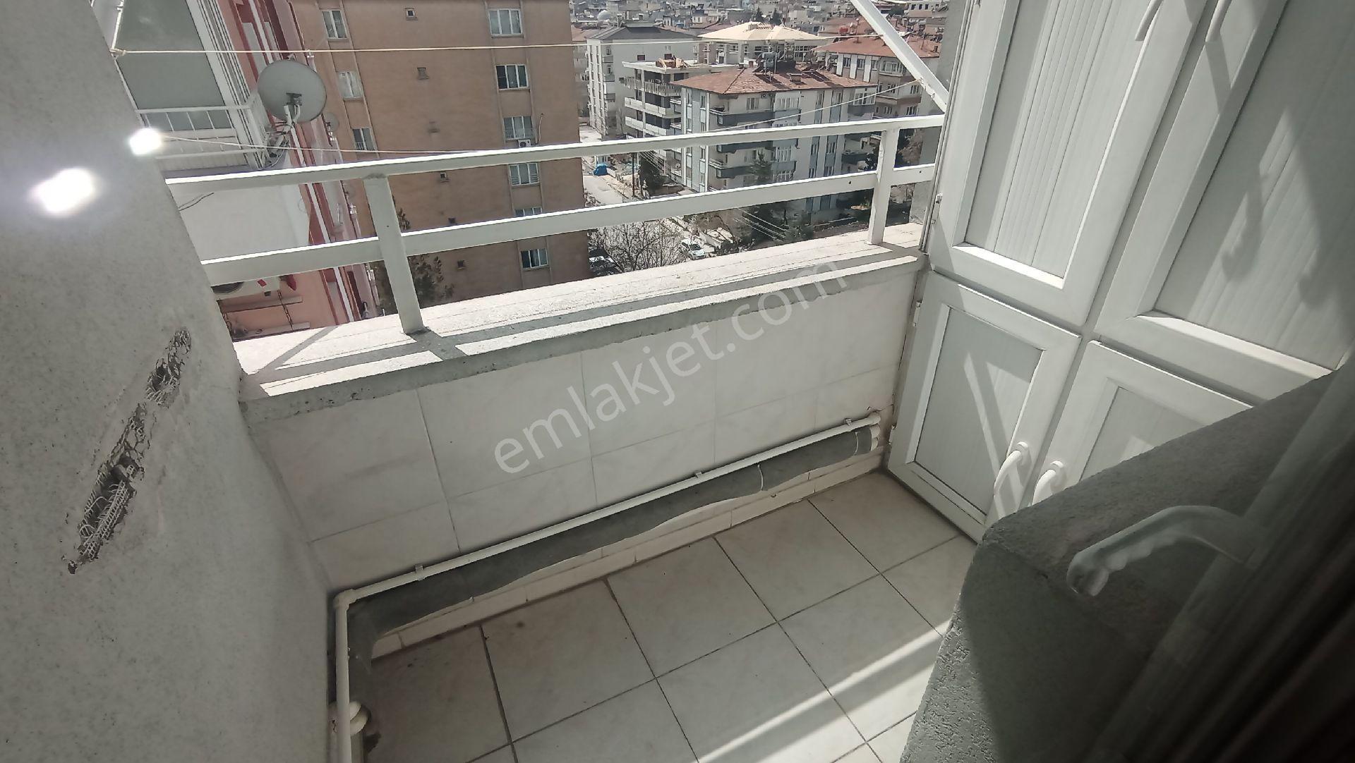 Kolejtepe Mahlesinde 3+1 Bakımlı Temiz Geniş 3+1 Isı Yalıtımlı - Görsel 30