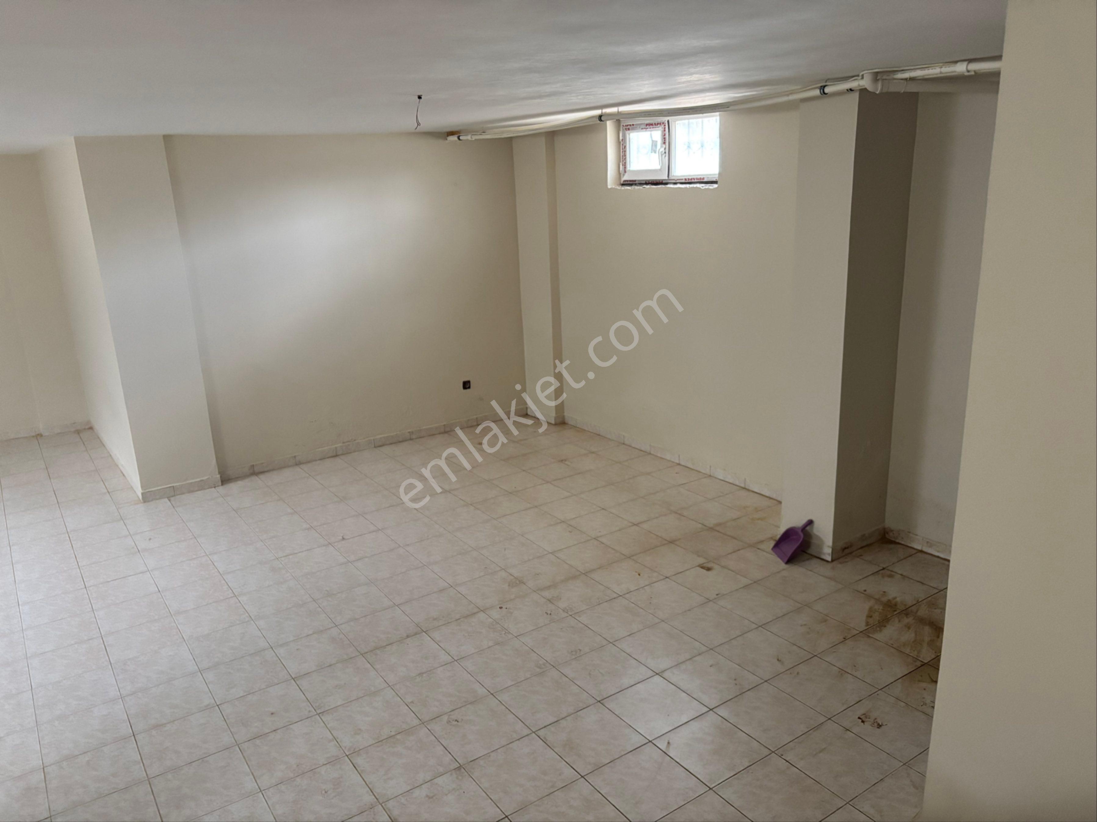 Güzelce De E-5 Üstü 480m2 Arsa İçerisinde Deniz Manzaralı 5+2 Satılık Müstakil Villa - Görsel 11