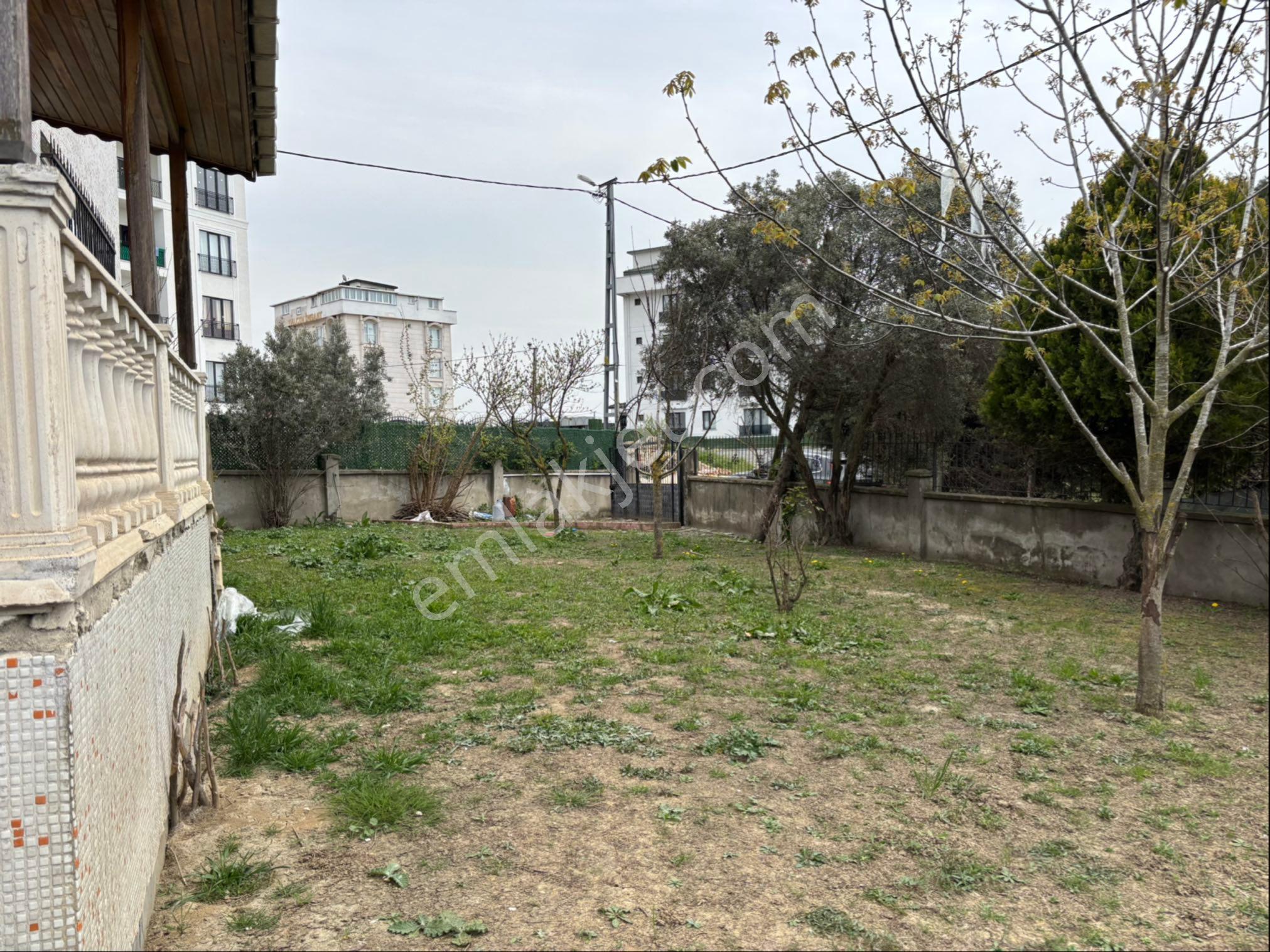 Güzelce De E-5 Üstü 480m2 Arsa İçerisinde Deniz Manzaralı 5+2 Satılık Müstakil Villa - Görsel 35