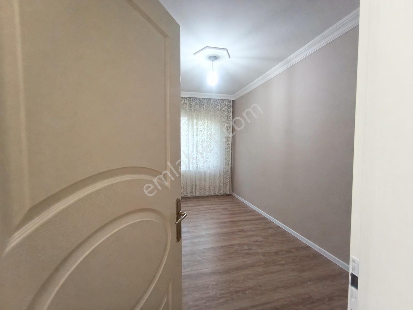 Çanakkale Barbaros Nezih Site İçi 3+1 Daire - Görsel 8