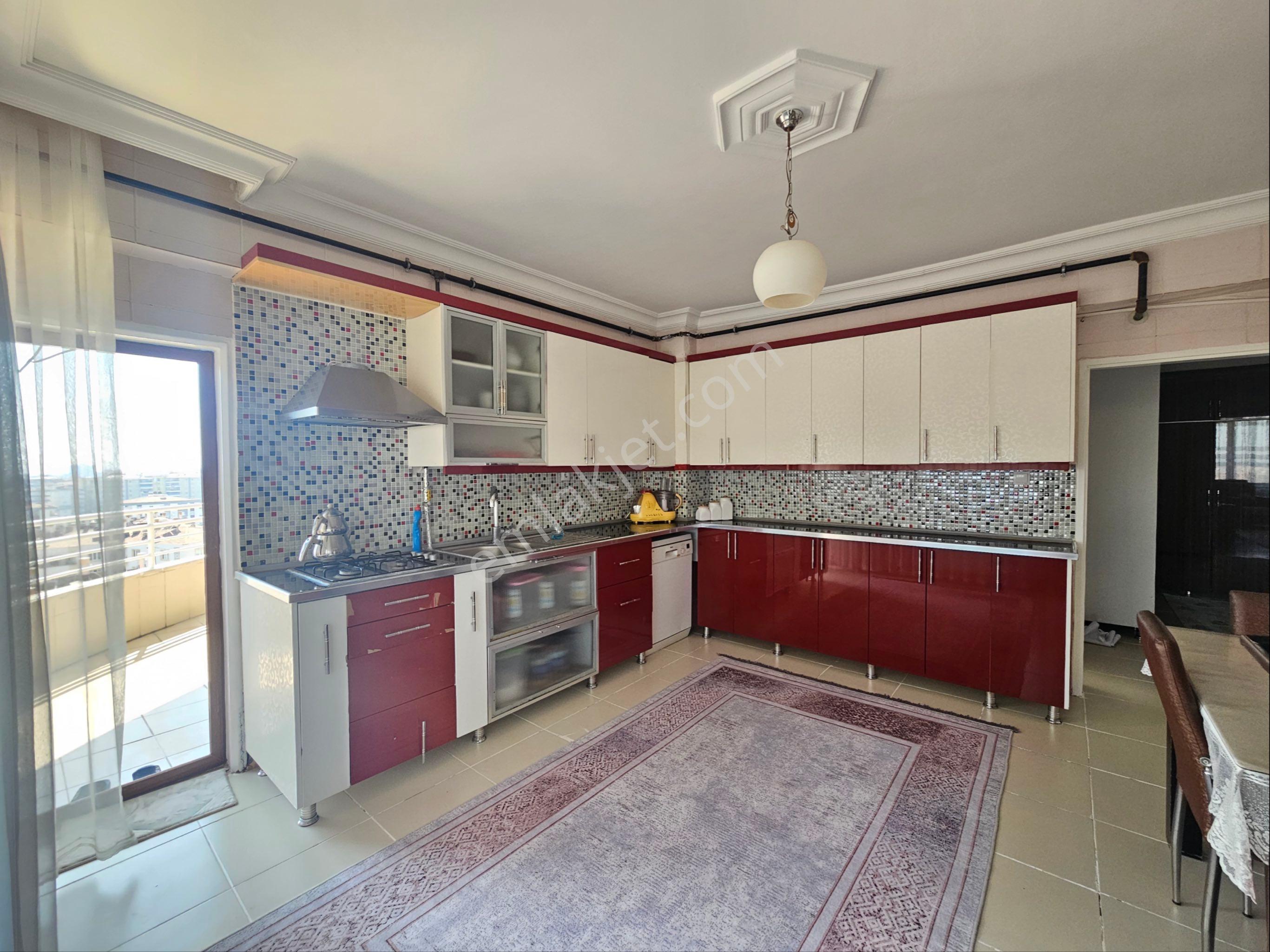 Manzarasına Doyamayacağınız 3+1 Enfes Daire - Görsel 9