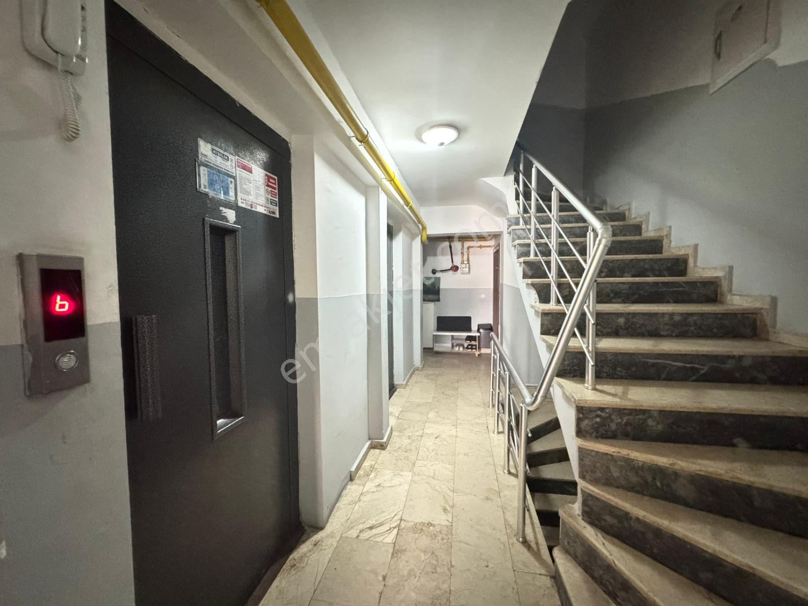 Mer-pa İnş.'tan Kapalı Yeni Hastane Yanı Site İçeriisnde İskanlı 1+1 Daire - Görsel 22