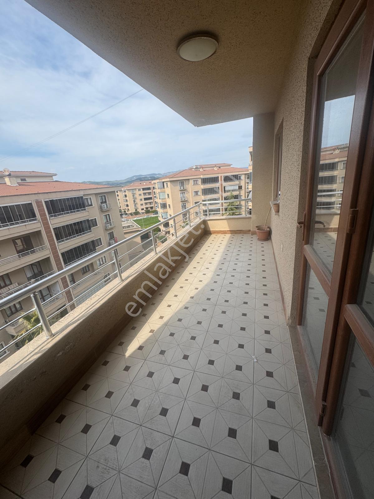 Sedir Park 4'te 4. Ara Kat 175m² Brüt 3+1 Havuzlu Kombili Daire - Görsel 26