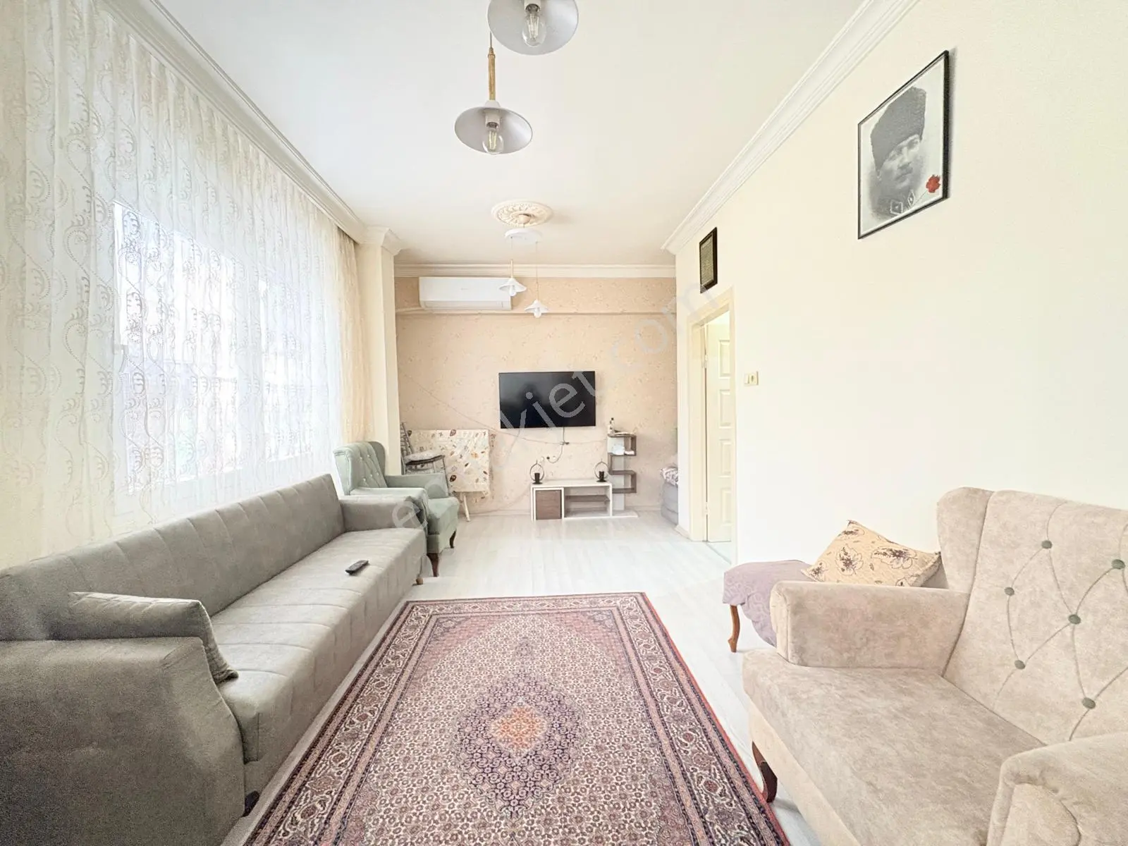 Prestij'den Cumhuriyet'te Sosyete Civarı Full Yapılı 2+1 Daire - Görsel 3