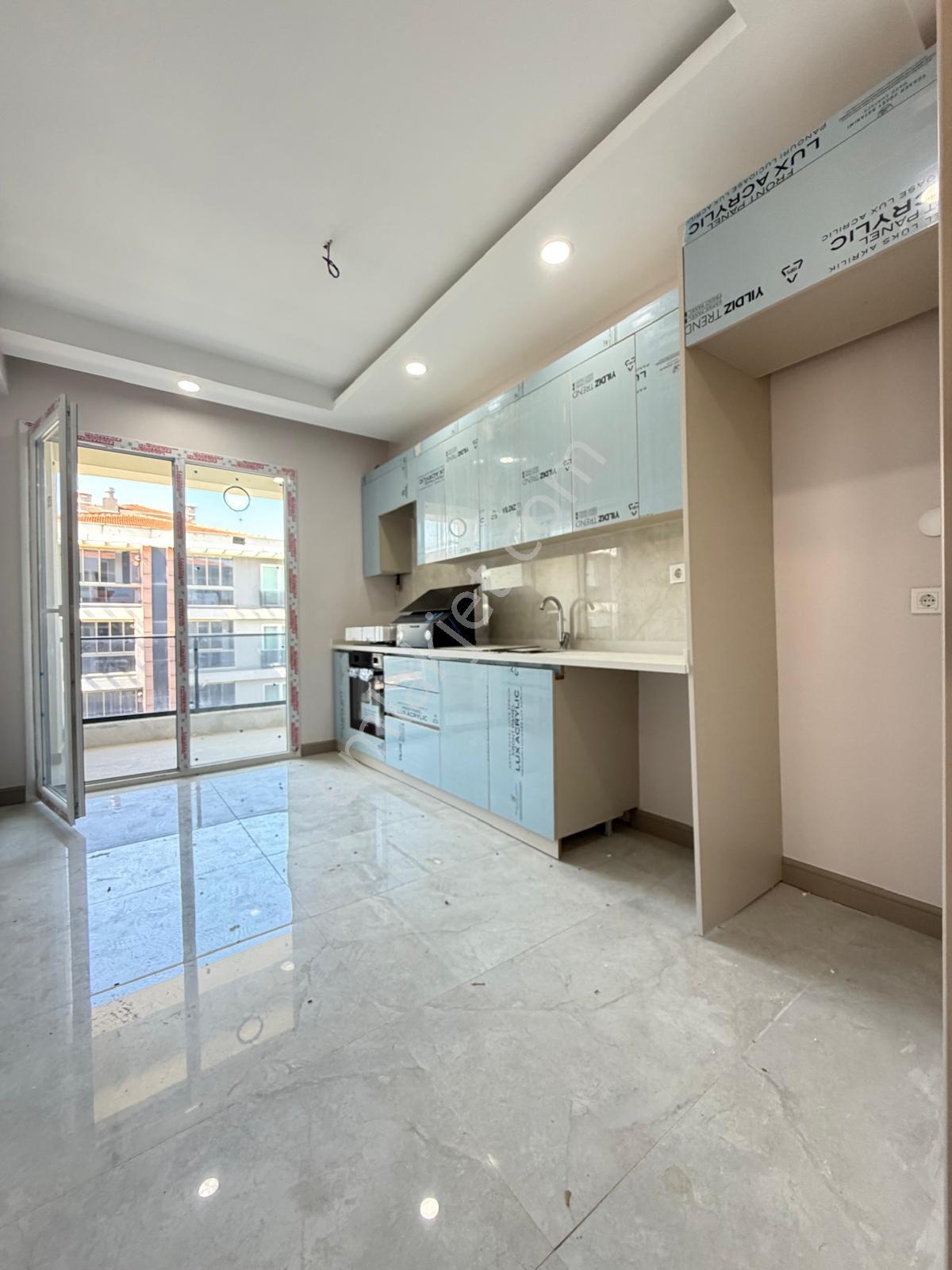 Silivri Tanışman Kent Sitesinde Kiralık 3+1 Sıfır Daire - Görsel 15