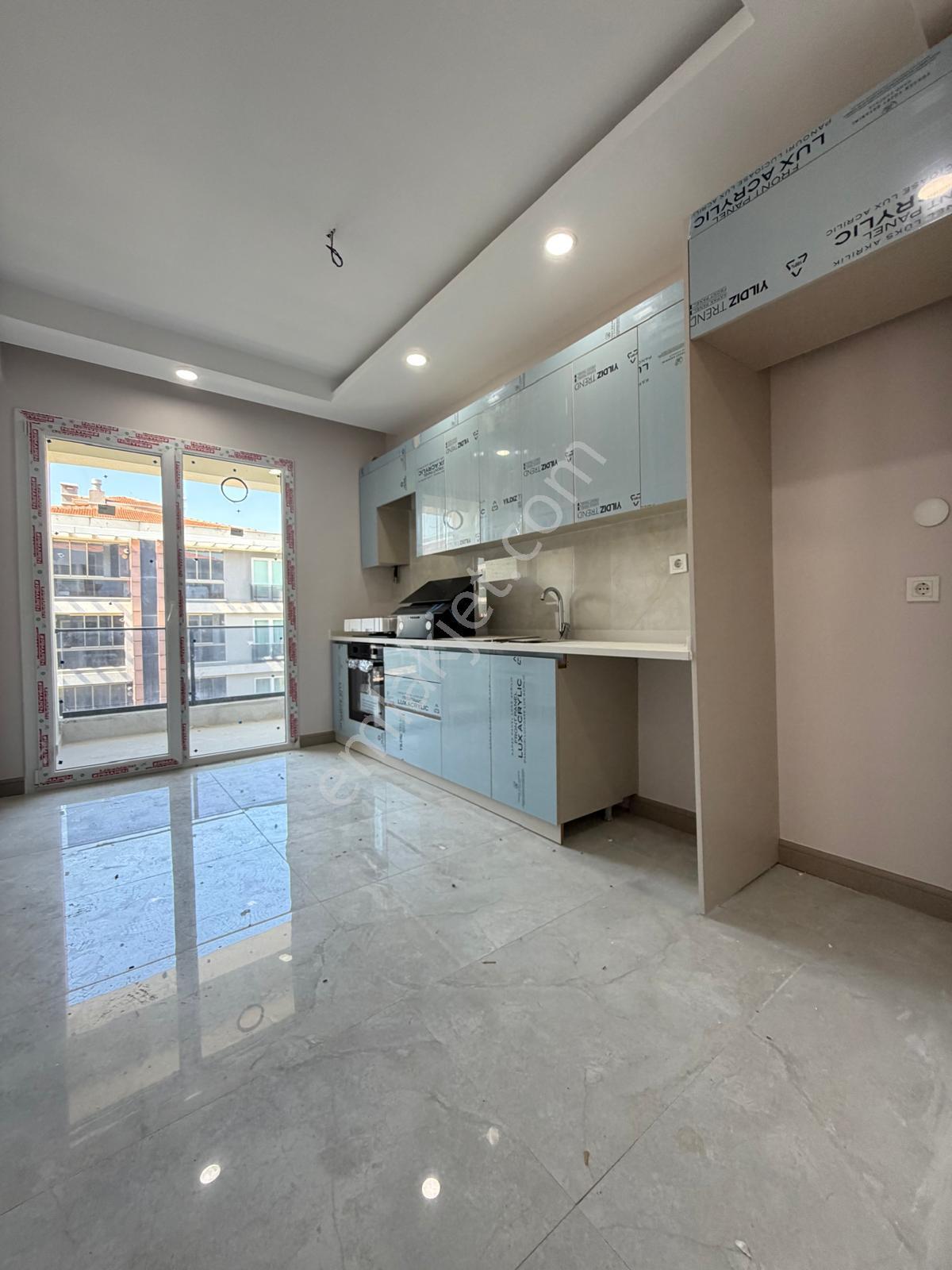 Silivri Tanışman Kent Sitesinde Kiralık 3+1 Sıfır Daire - Görsel 16