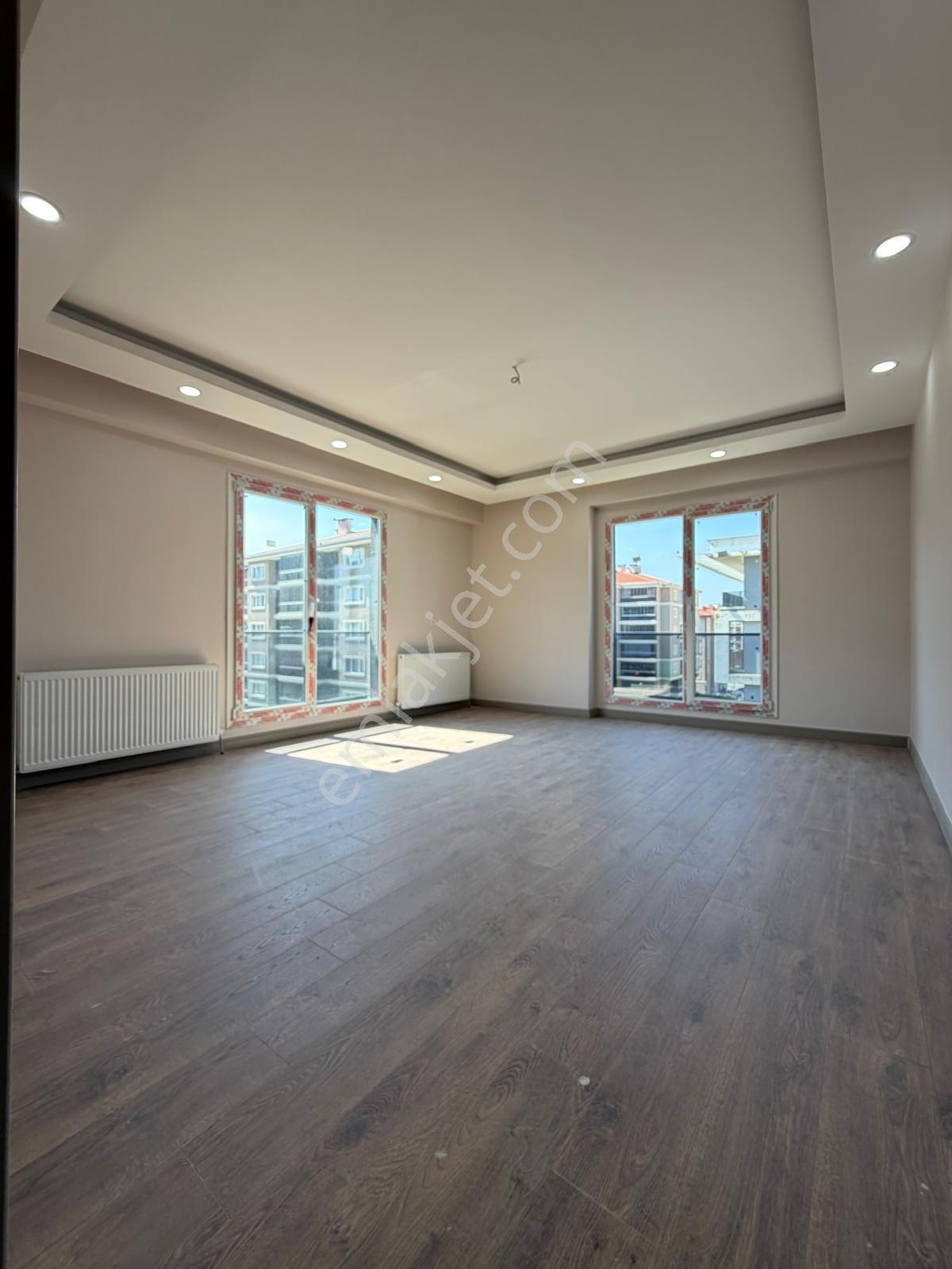Silivri Tanışman Kent Sitesinde Kiralık 3+1 Sıfır Daire - Görsel 20