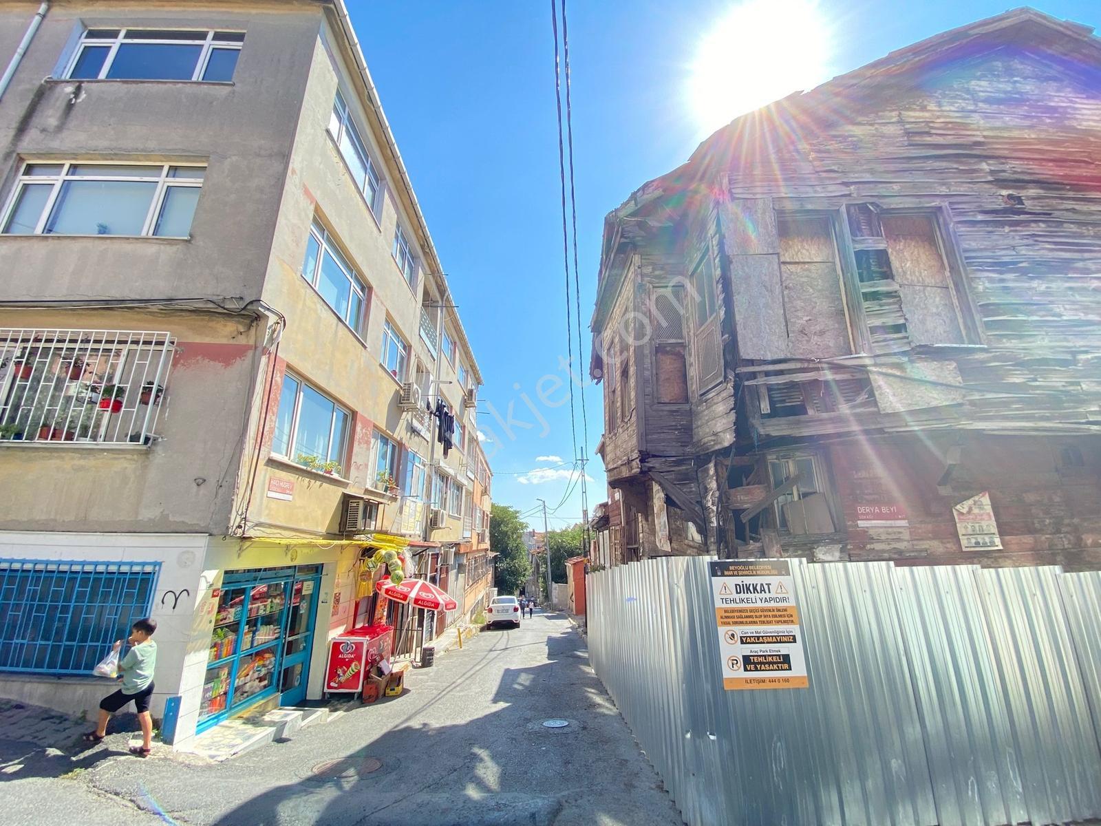 Ekşioğlu Gyd'den Beyoğlu Cadde Üzeri Köşe Satılık Ev&arsa - Görsel 8