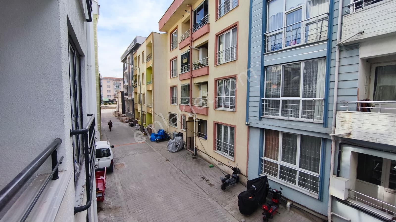 Lapseki Merkez'de 2+1 Satılık Daire! - Görsel 3