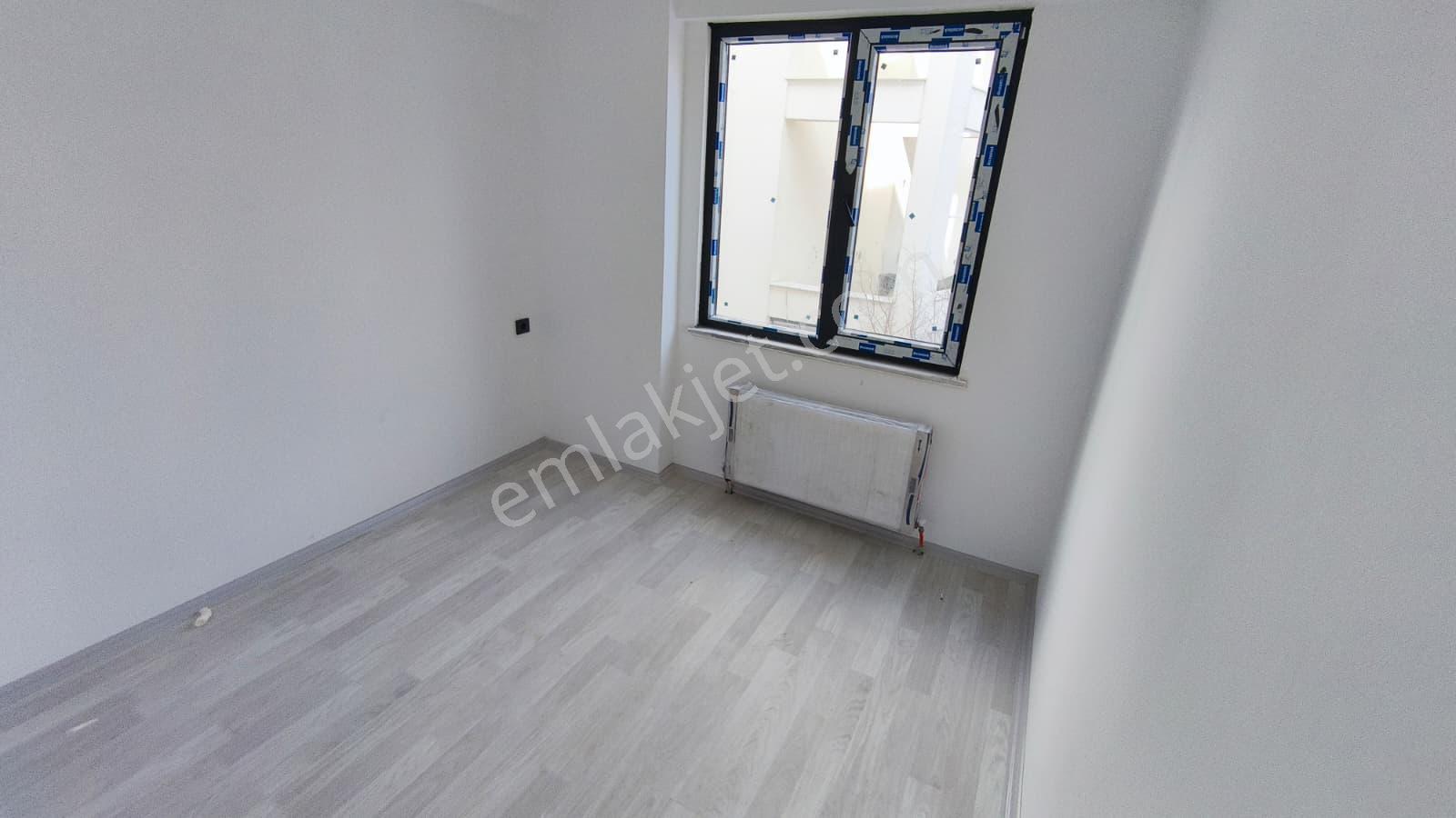Lapseki Merkez'de 2+1 Satılık Daire! - Görsel 11