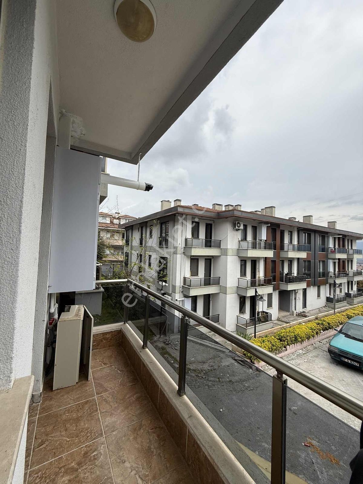 Üniversiteye Yakın Site İçerisinde 1+1 Sıfır Eşyalı Daire - Görsel 11