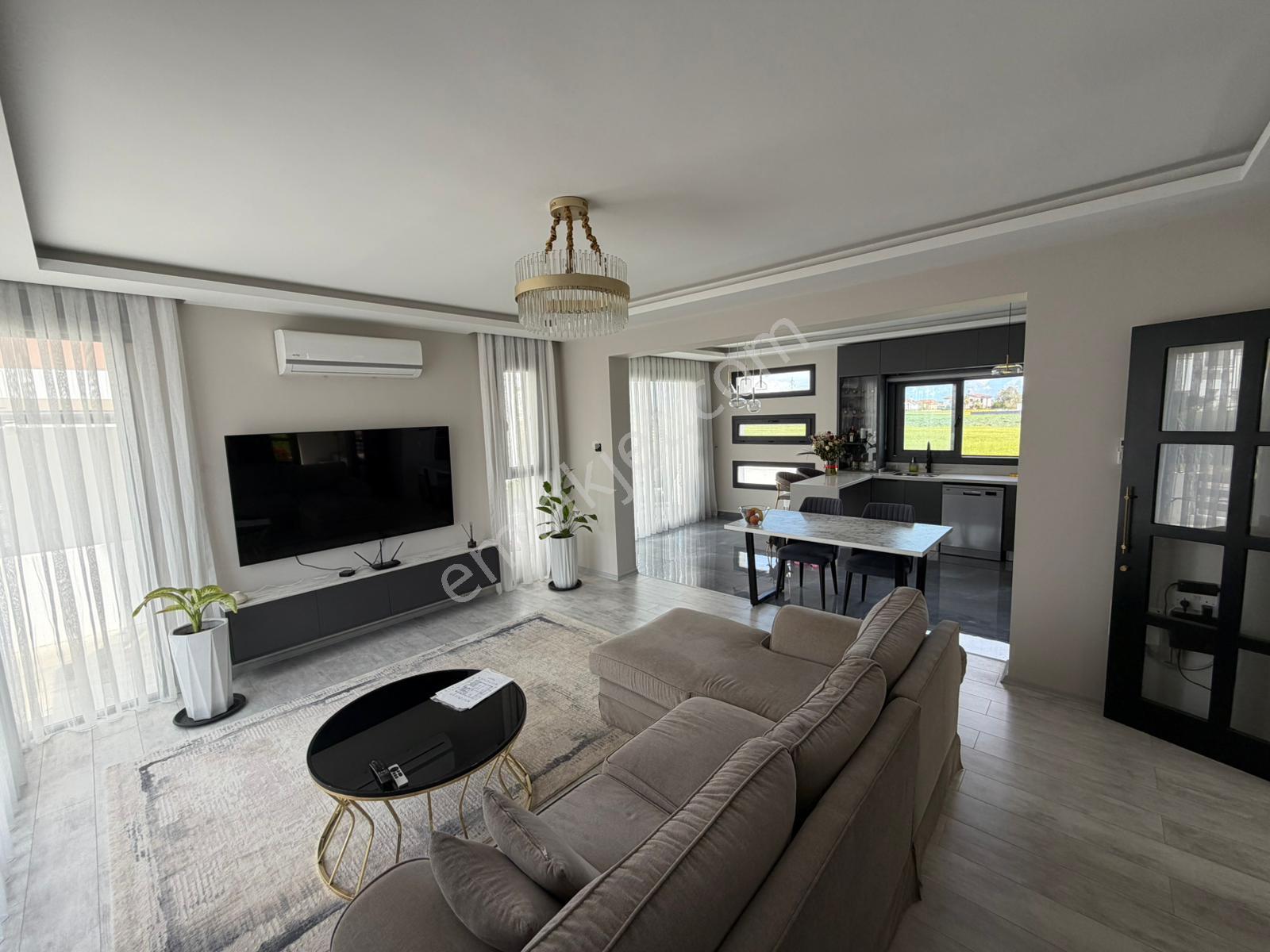 Kuzey Kıbrıs Yeniboğaziçi’nde Satılık 3+1 Bahçeli Ve Teraslı Villa – Taşınmaya Hazır! - Görsel 35