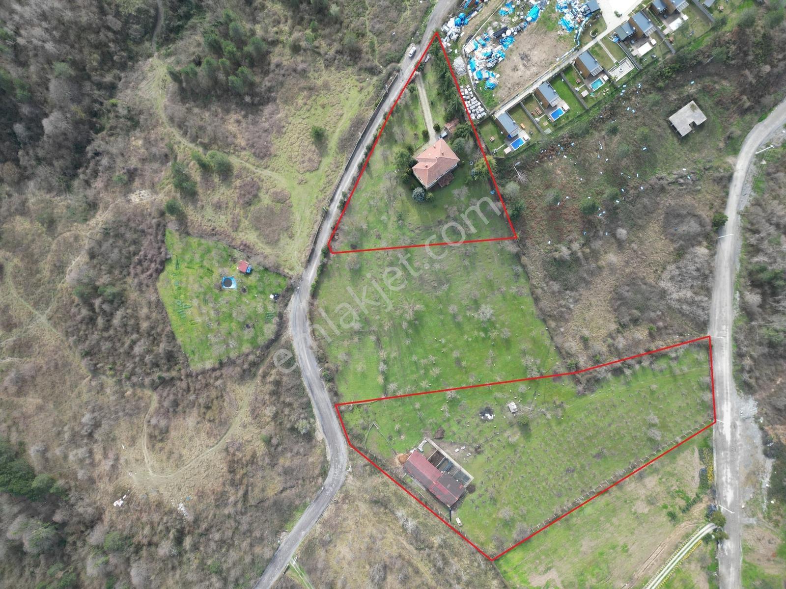 Satılık 4.331 M2 İmarlı Arsa'da Göl Manzaralı 3 Katlı Ev - Görsel 18