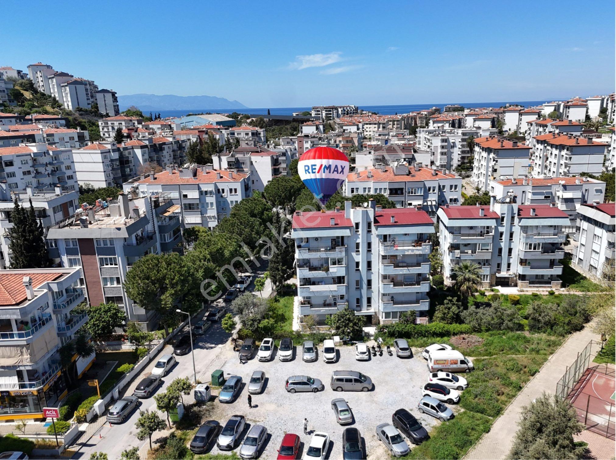 Kuşadası Merkezde Satılık 2 + 1 - Görsel 28