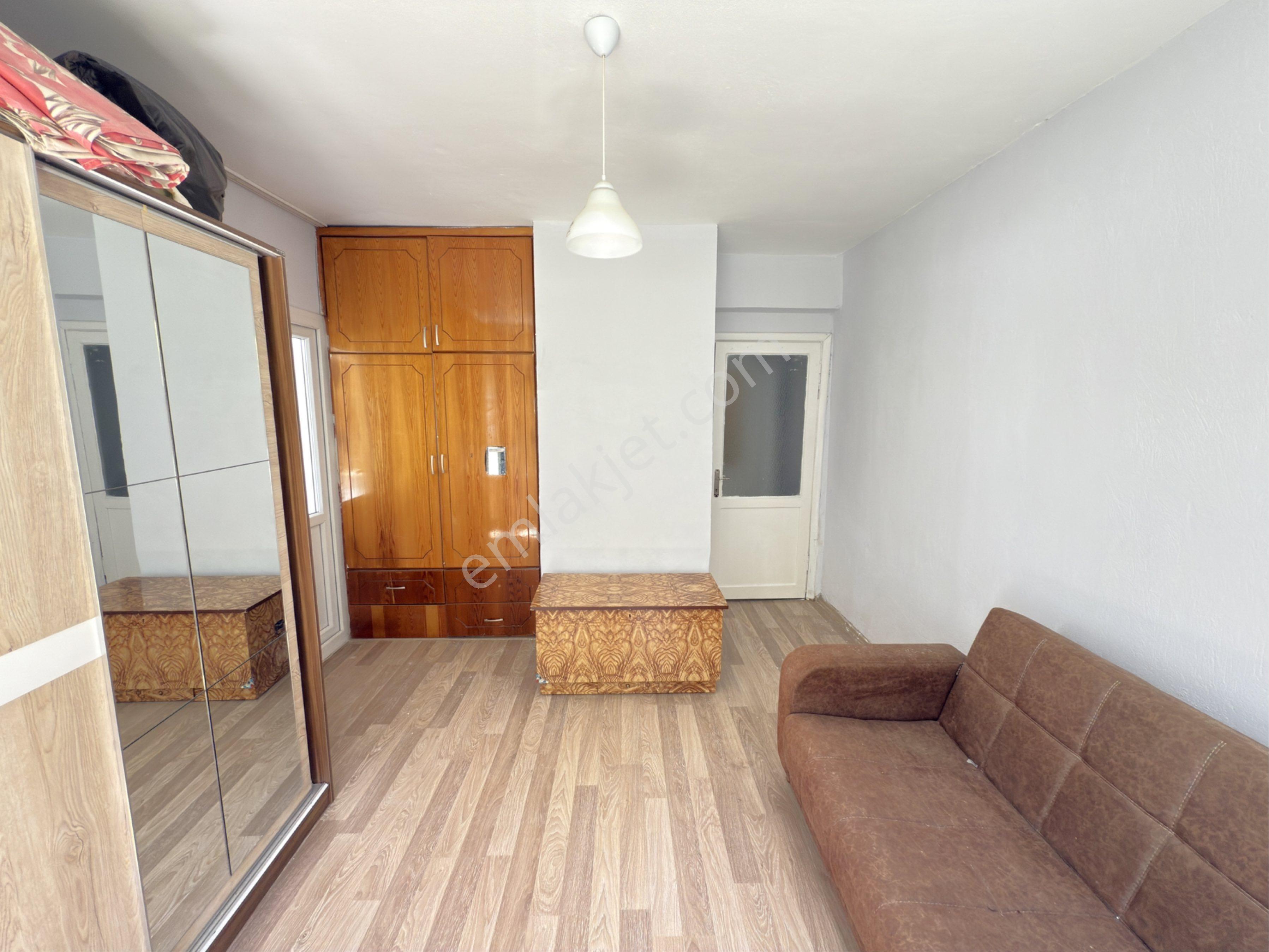Kuşadası Merkezde Satılık 2 + 1 - Görsel 20