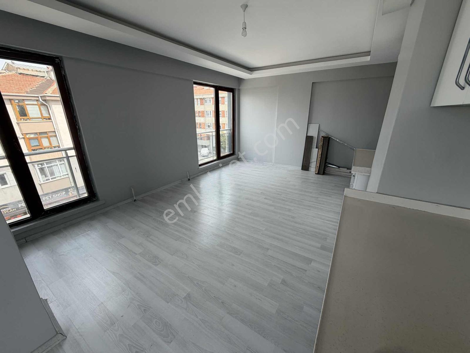 Çankaya Sokullu Pazar Karşı 70m2 1+1 Teraslı Manzararalı Satılık - Görsel 20