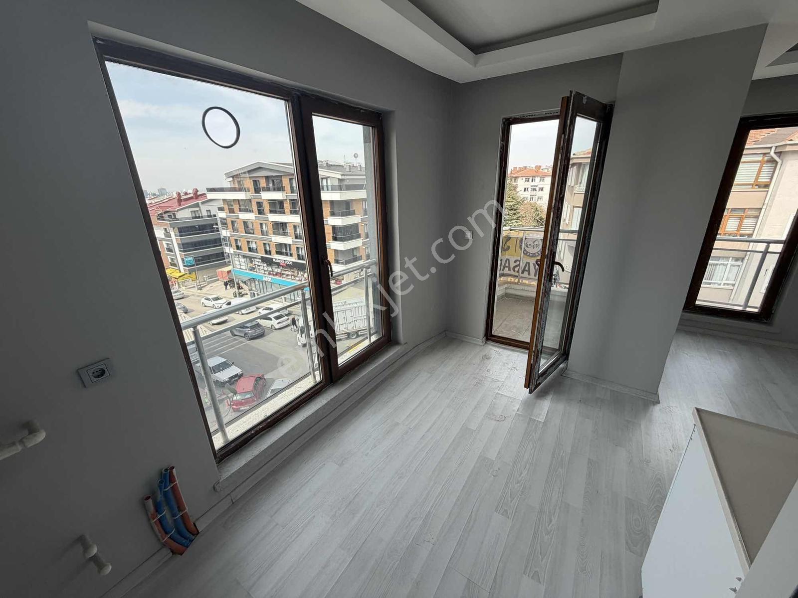 Çankaya Sokullu Pazar Karşı 70m2 1+1 Teraslı Manzararalı Satılık - Görsel 19