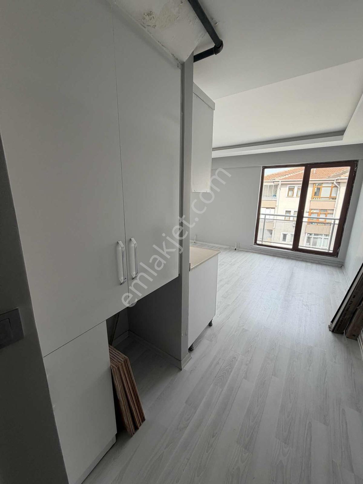 Çankaya Sokullu Pazar Karşı 70m2 1+1 Teraslı Manzararalı Satılık - Görsel 2