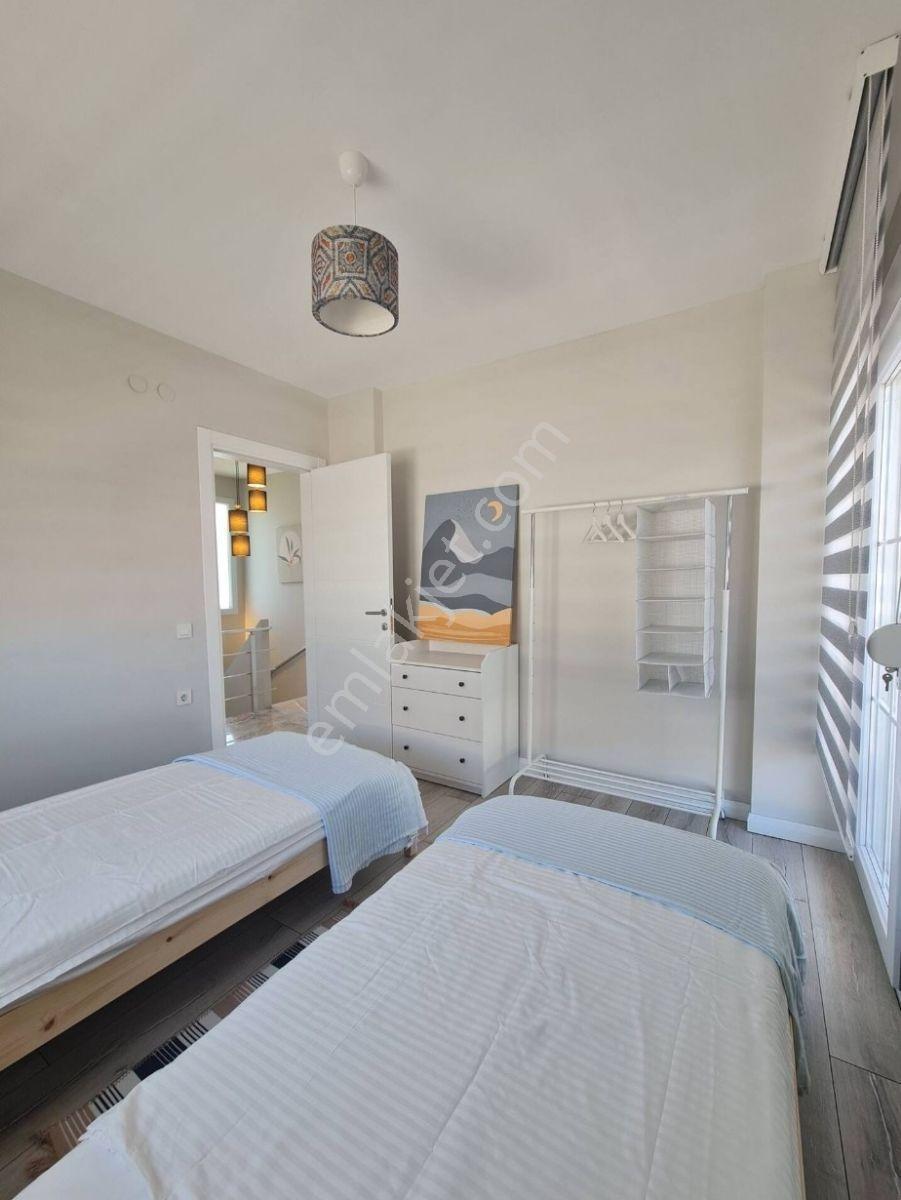 Muhteşem Konumda - Profesörler Mevkii Yanı - 4+1 Modern Villa - Görsel 17