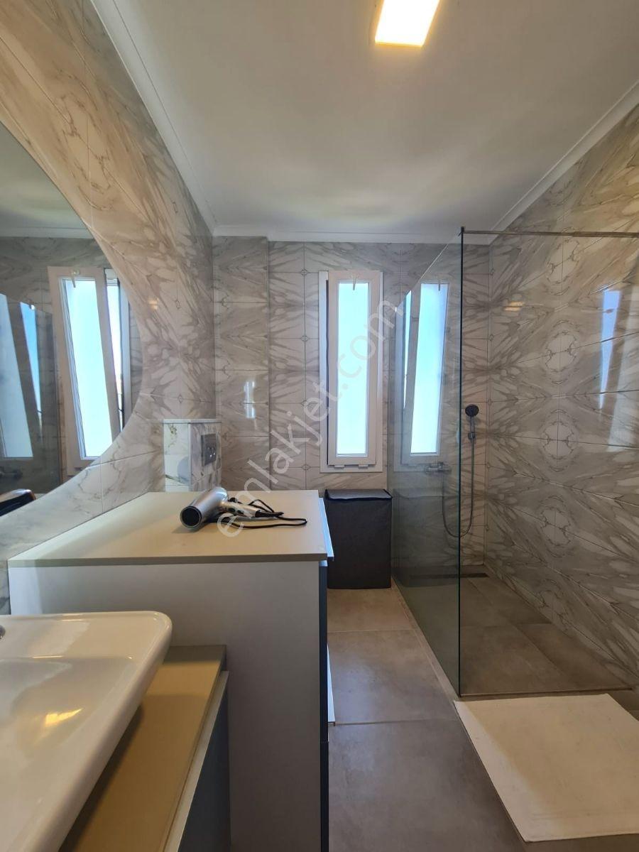 Muhteşem Konumda - Profesörler Mevkii Yanı - 4+1 Modern Villa - Görsel 21