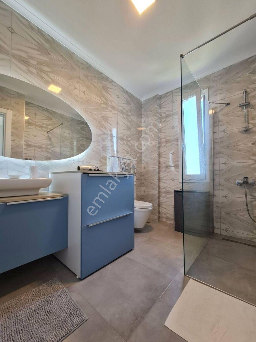 Muhteşem Konumda - Profesörler Mevkii Yanı - 4+1 Modern Villa - Görsel 26